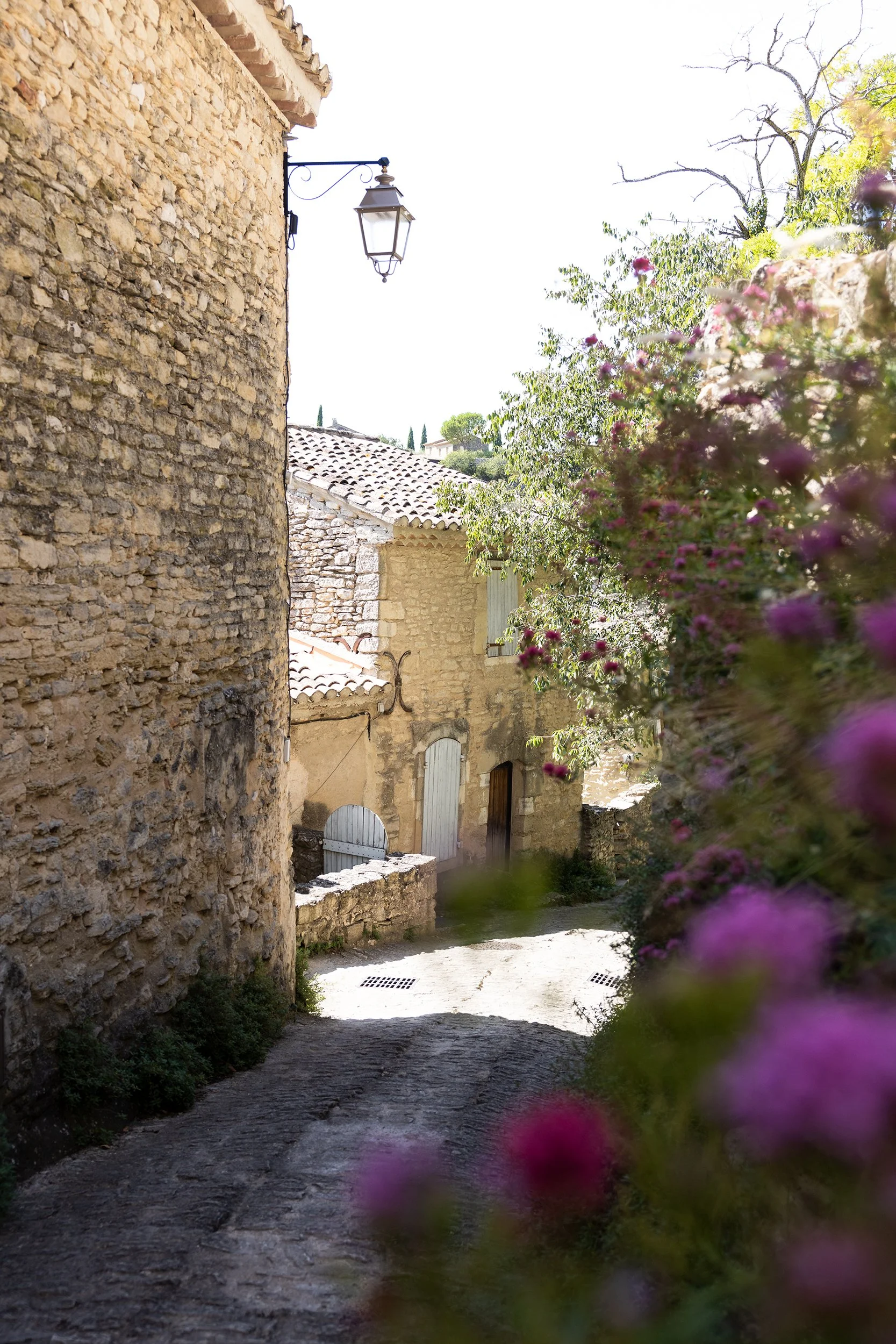 Rue Jean Deyrolles in Gordes, France