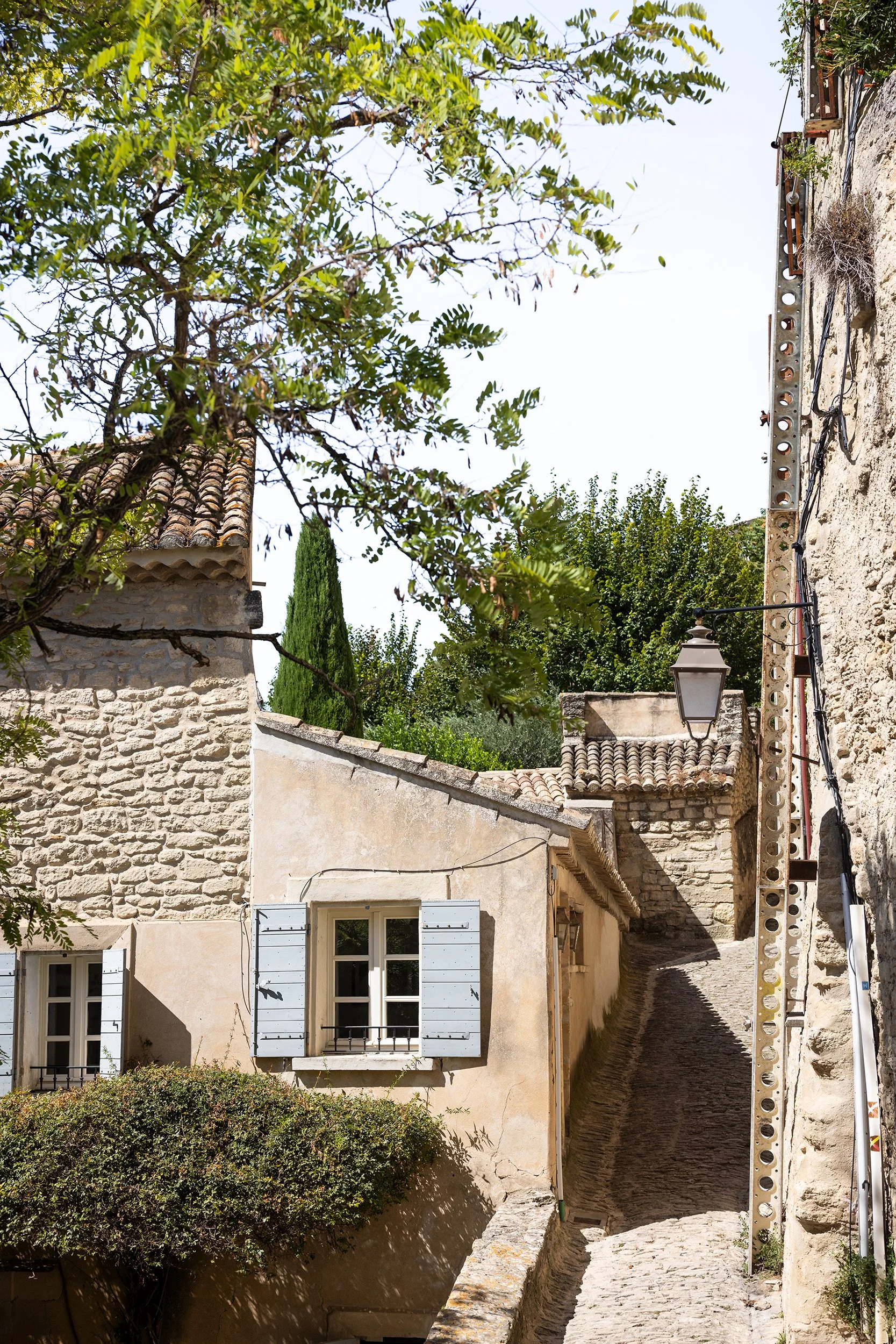 Rue Des Tracapelles in Gordes, Provence, France
