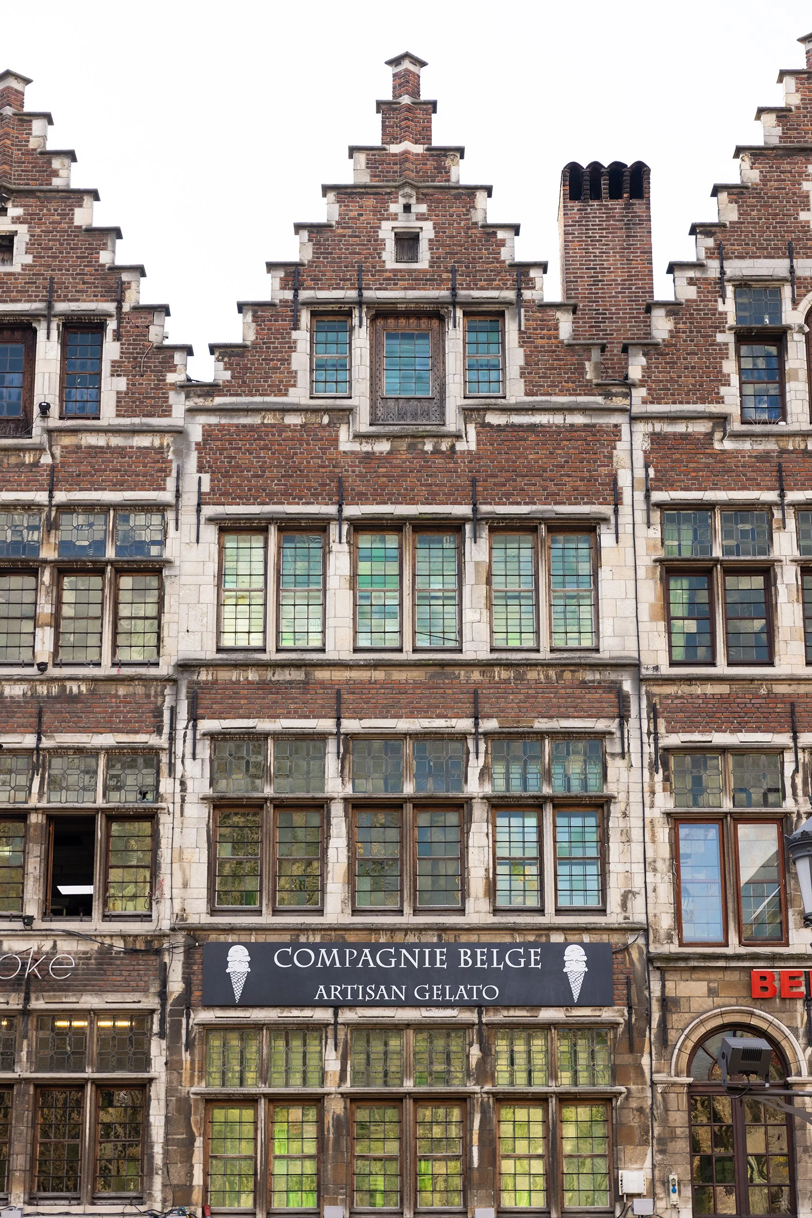 Grote-Markt-Antwerp-Belgium-2.jpg
