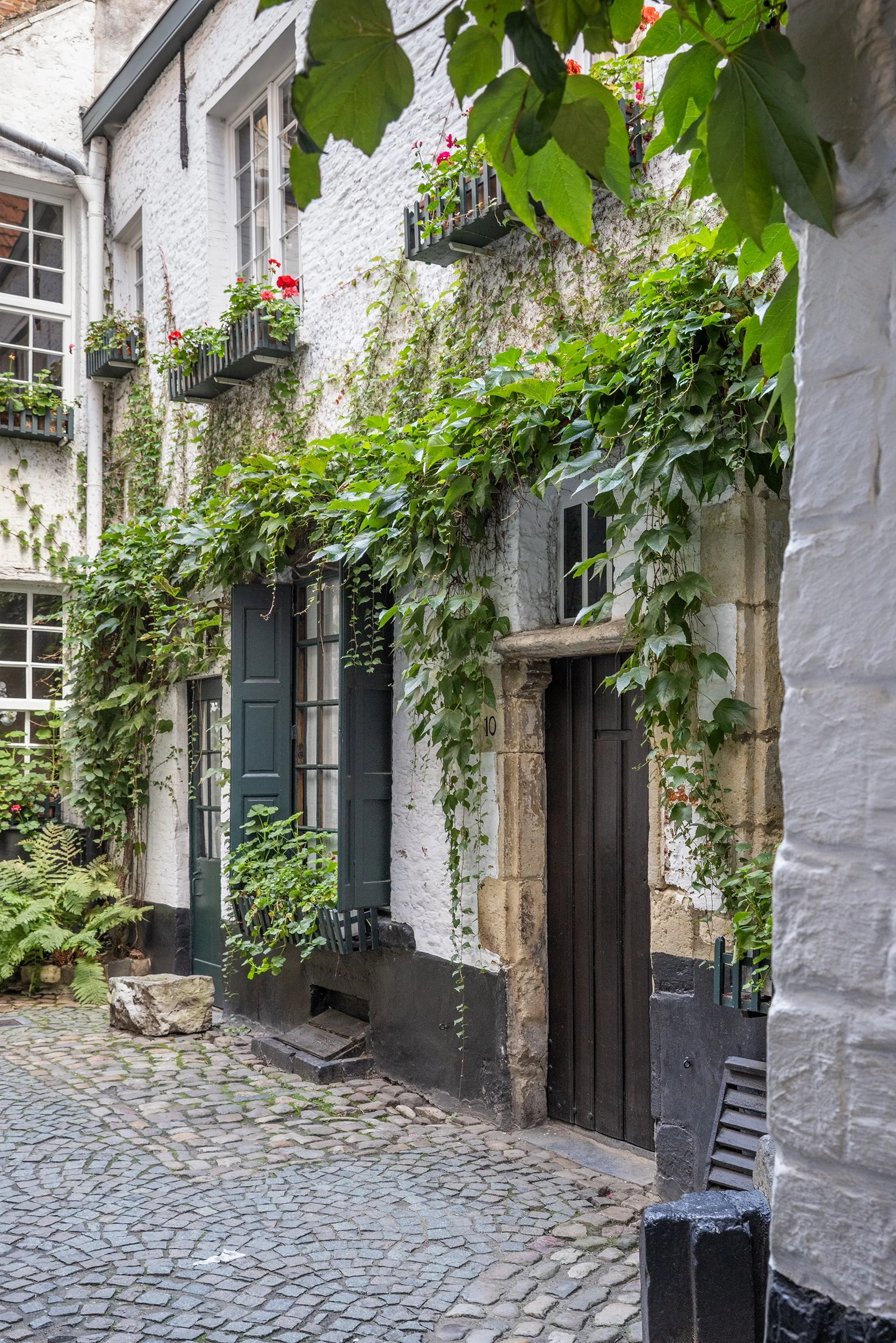 Vlaeykensgang, Antwerp, Belgium