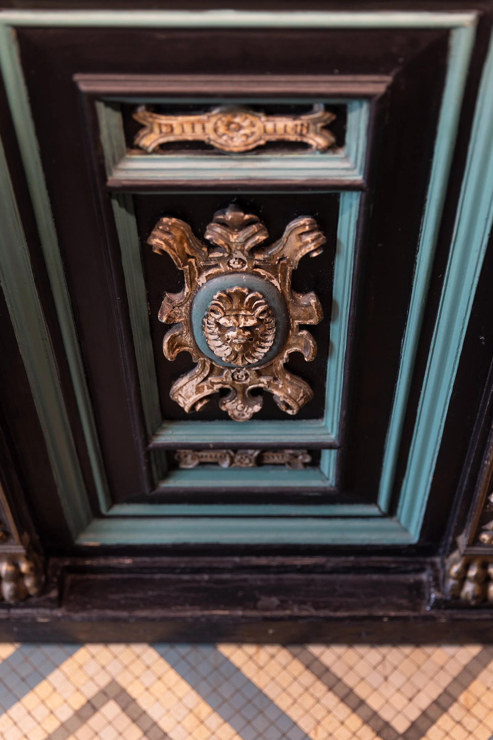 Gilded details at Maison Méert in Lille, France