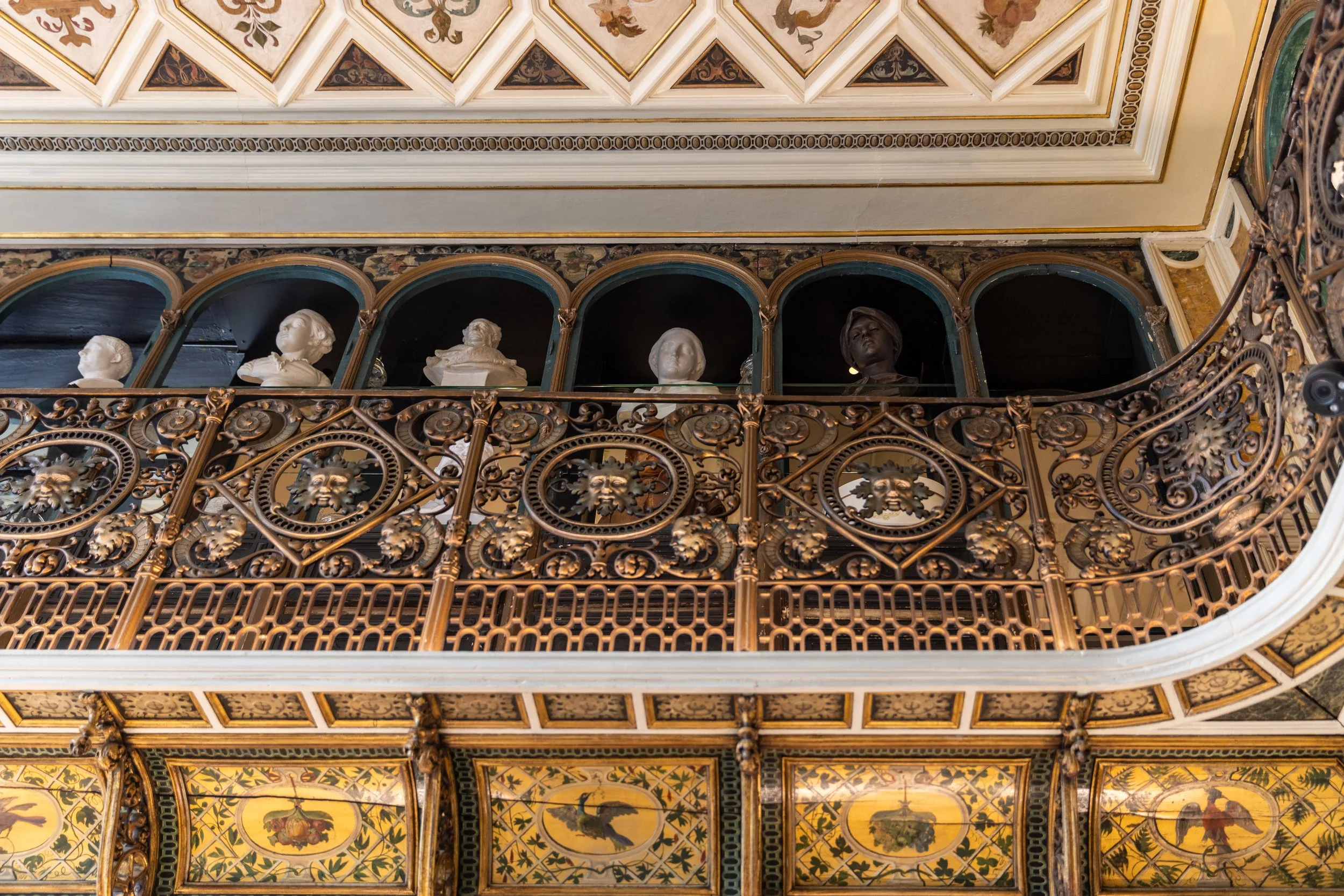 Details on the ceiling at Maison Méert