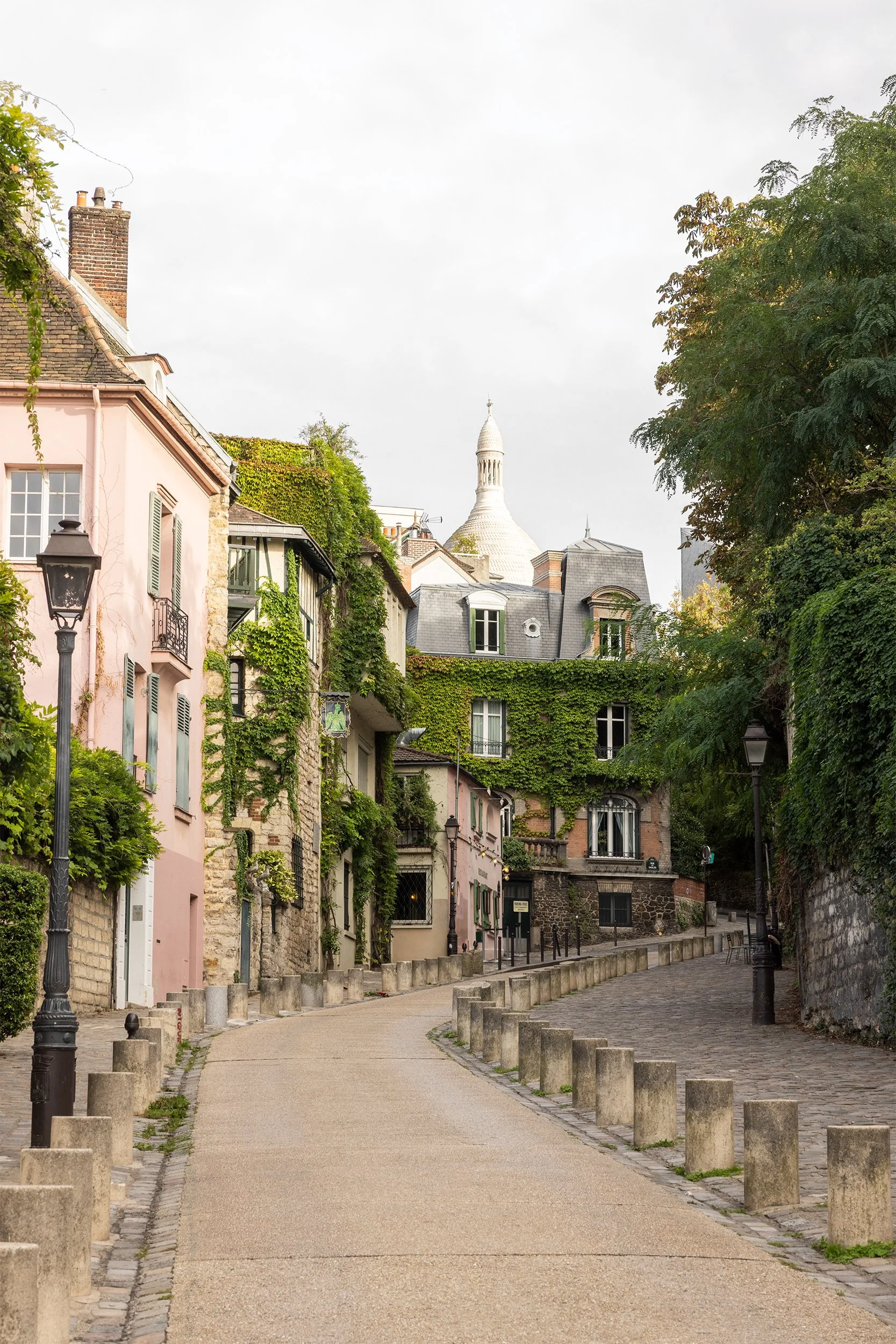 Rue de l'Abreuvoir, Montmartre, Paris