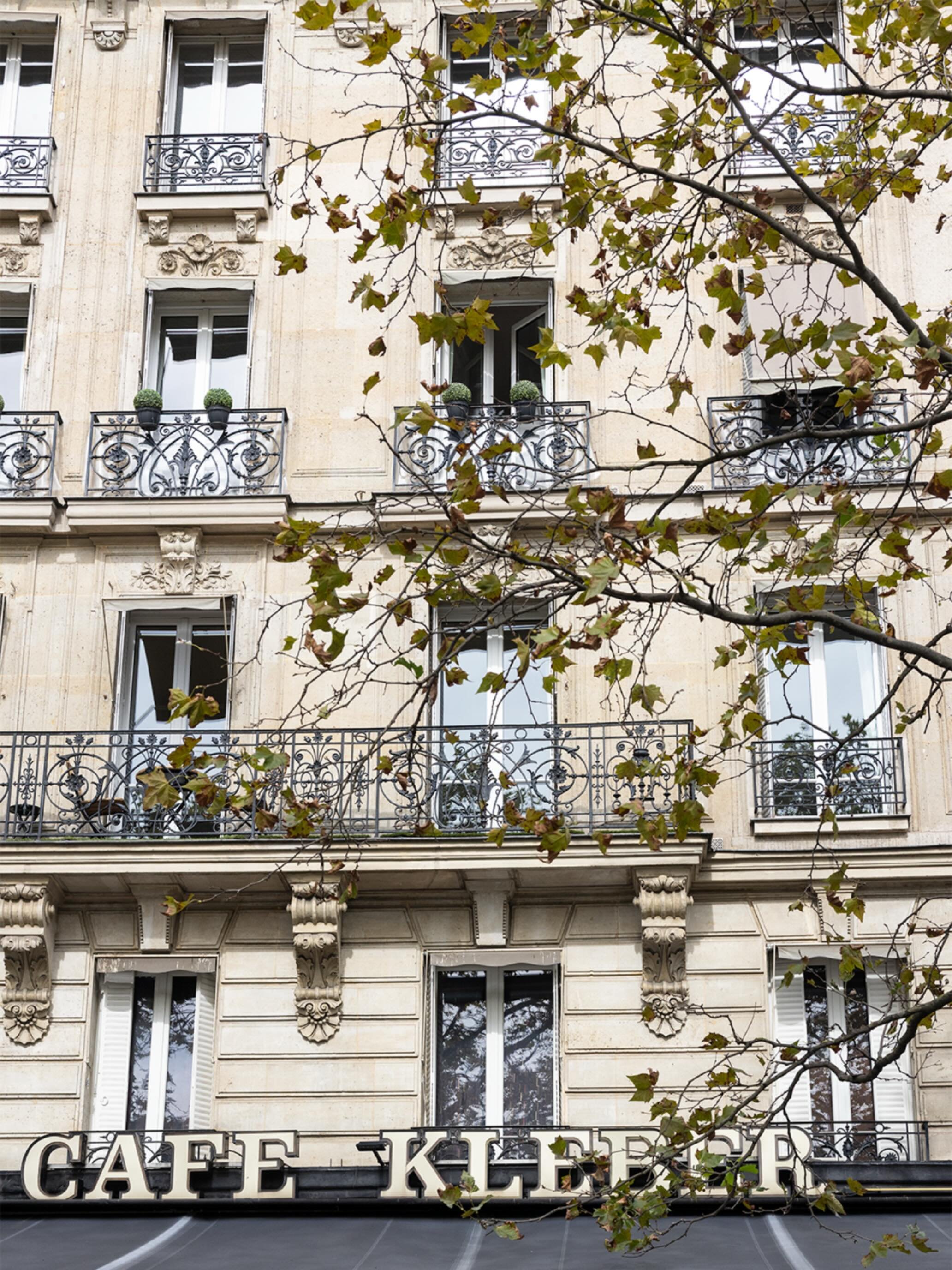Place du Trocad&eacute;ro, Paris, France

#exploreparis #parisvacation #parisiancharm #parisphotography #visitfrance