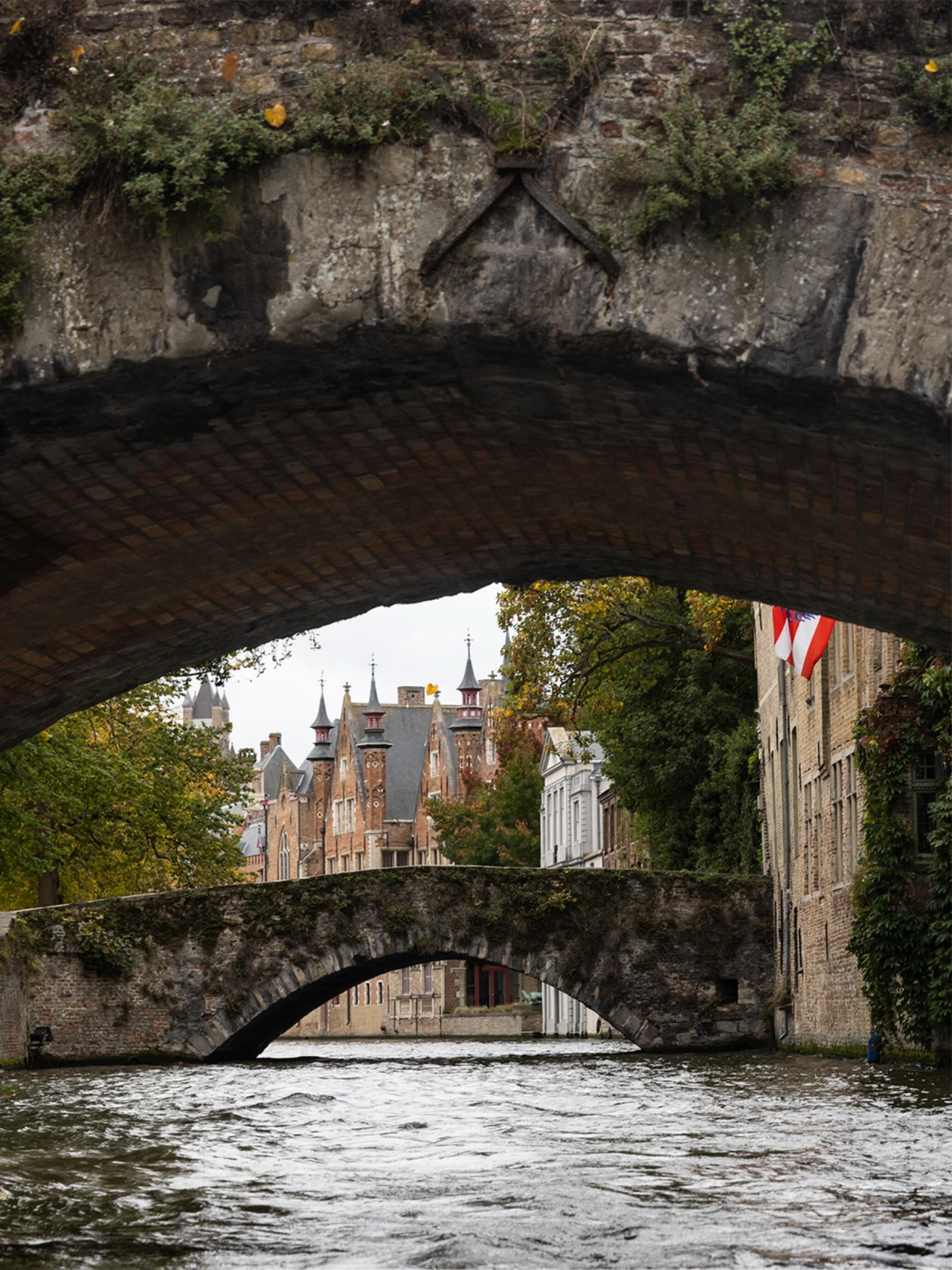 Gliding through Bruges&rsquo; medieval canals, where every turn reveals another postcard-perfect scene.

#Bruges #VisitBruges #BrugesBelgium #BucketListTravel #TravelPhotography