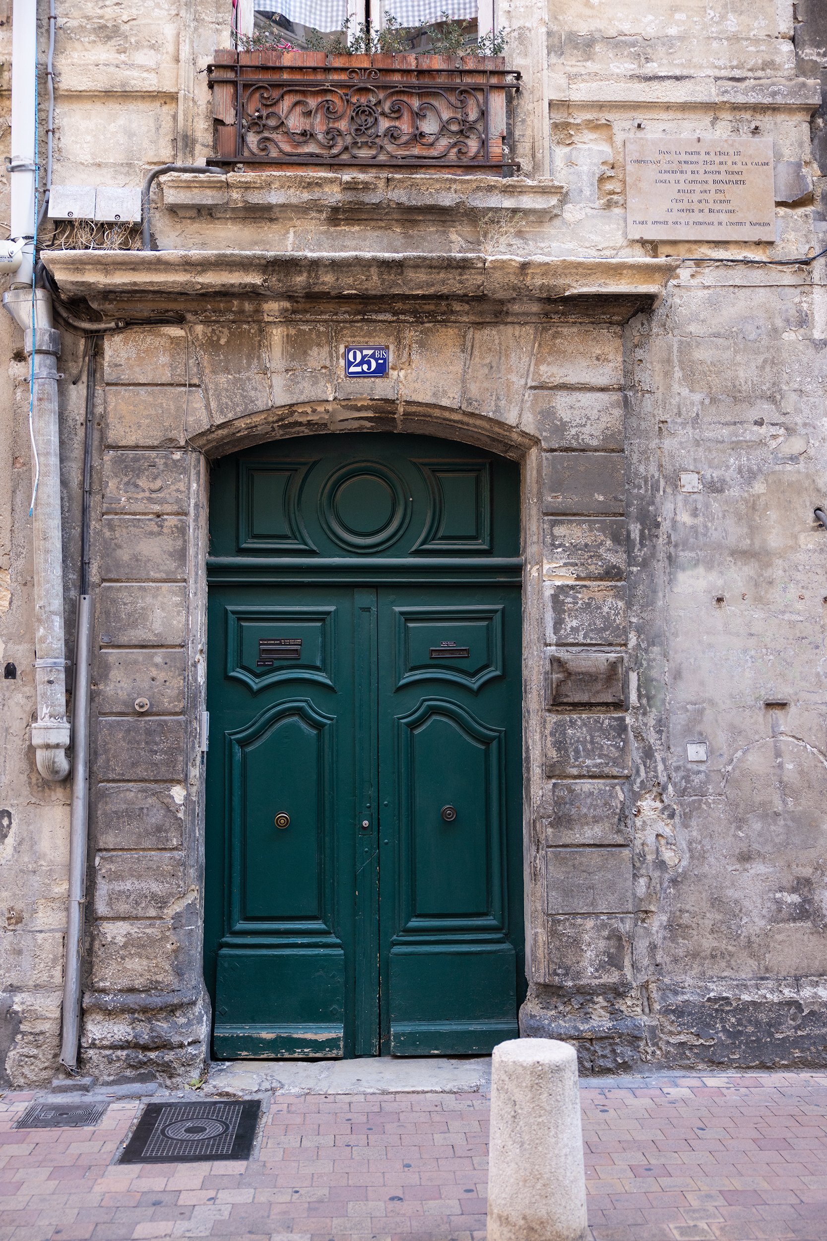 Rue Joseph Vernet, Avignon