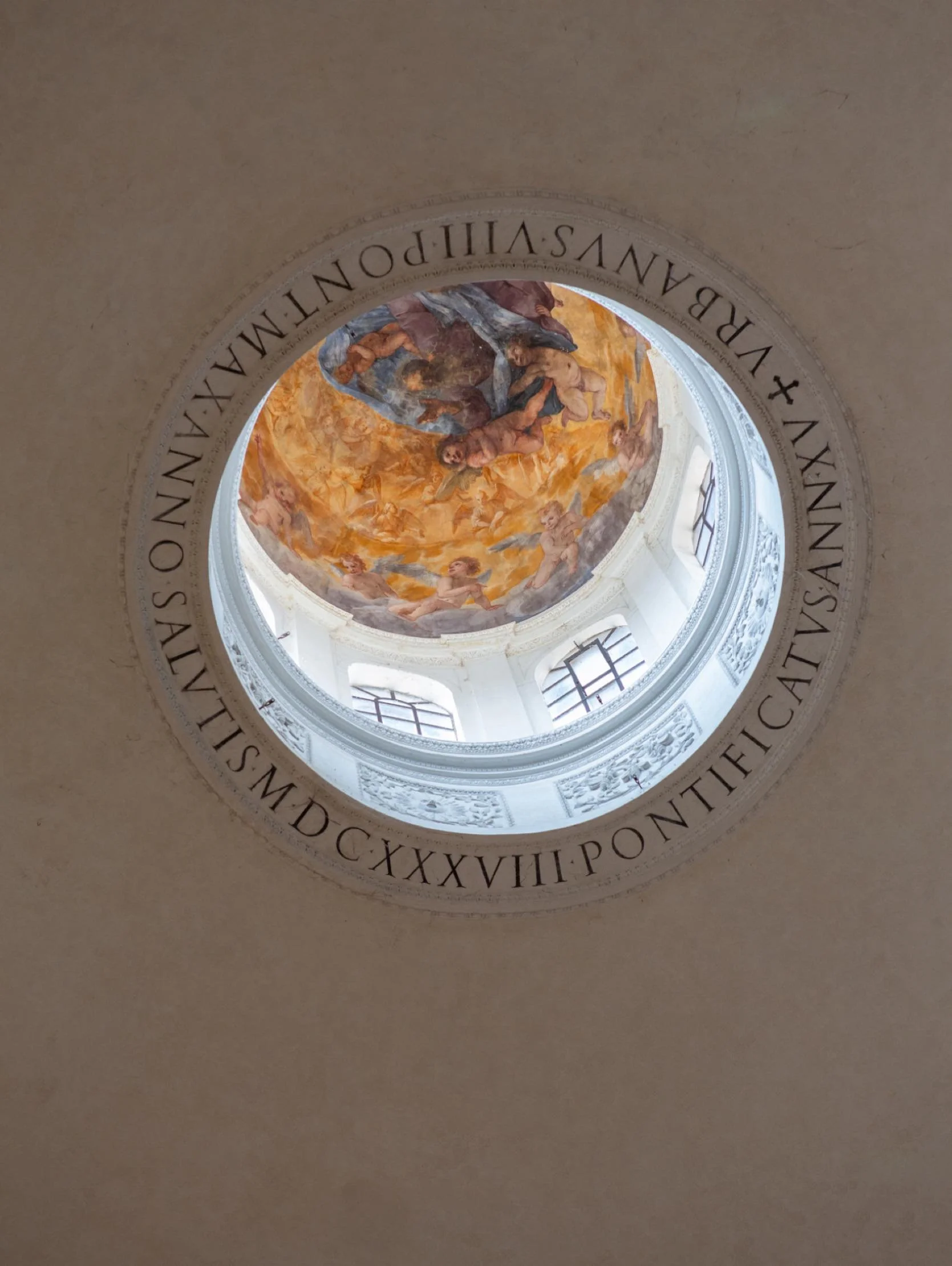 These coffered ceilings have been catching Roman light for nearly 2,000 years. Built in 141 AD, the Temple of Antoninus and Faustina still stands - a geometric masterpiece carved in stone.

#RomanForum #AncientRome #Rome #Architecture #TravelItaly