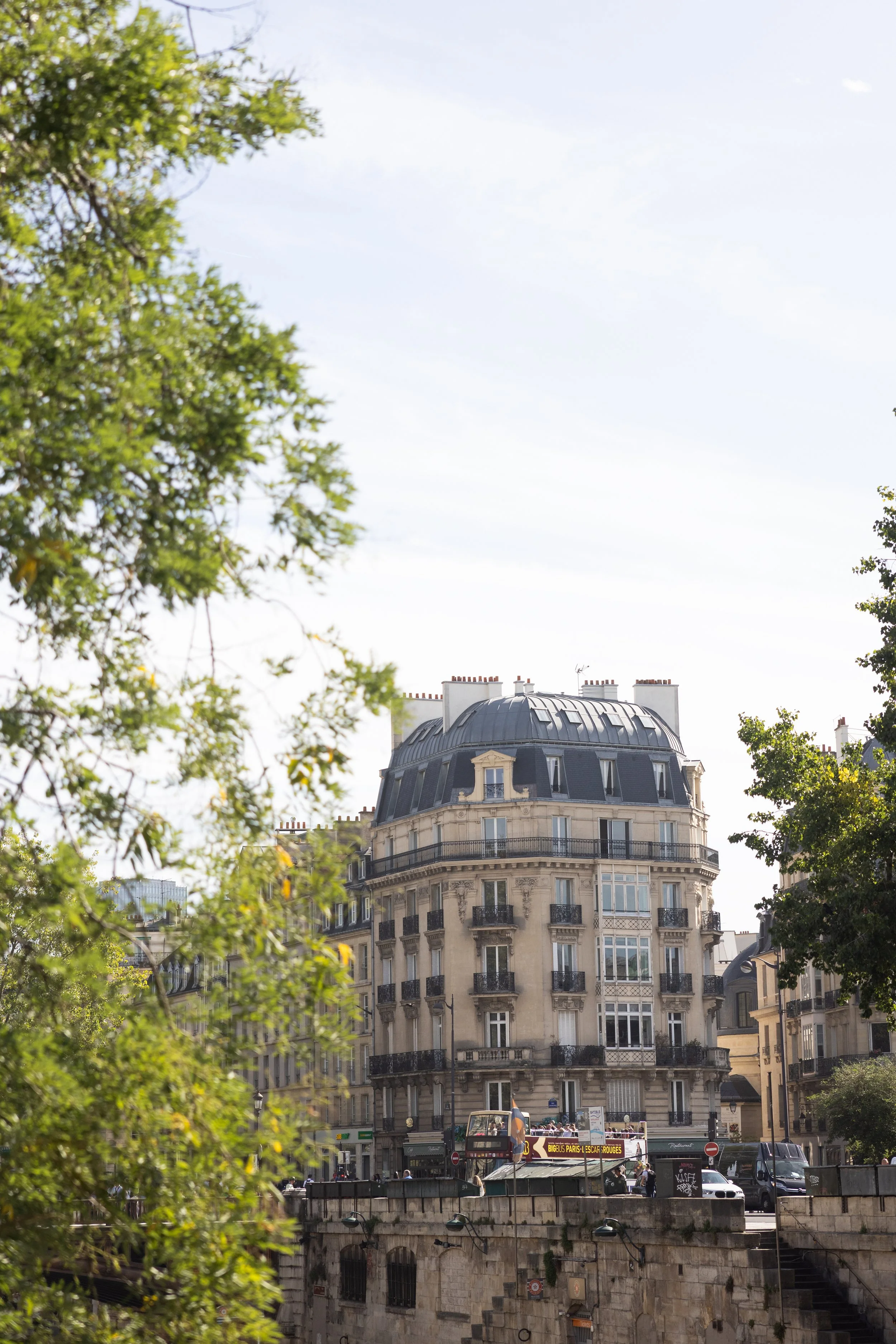Cafe Panis, views]ed from across the Seine