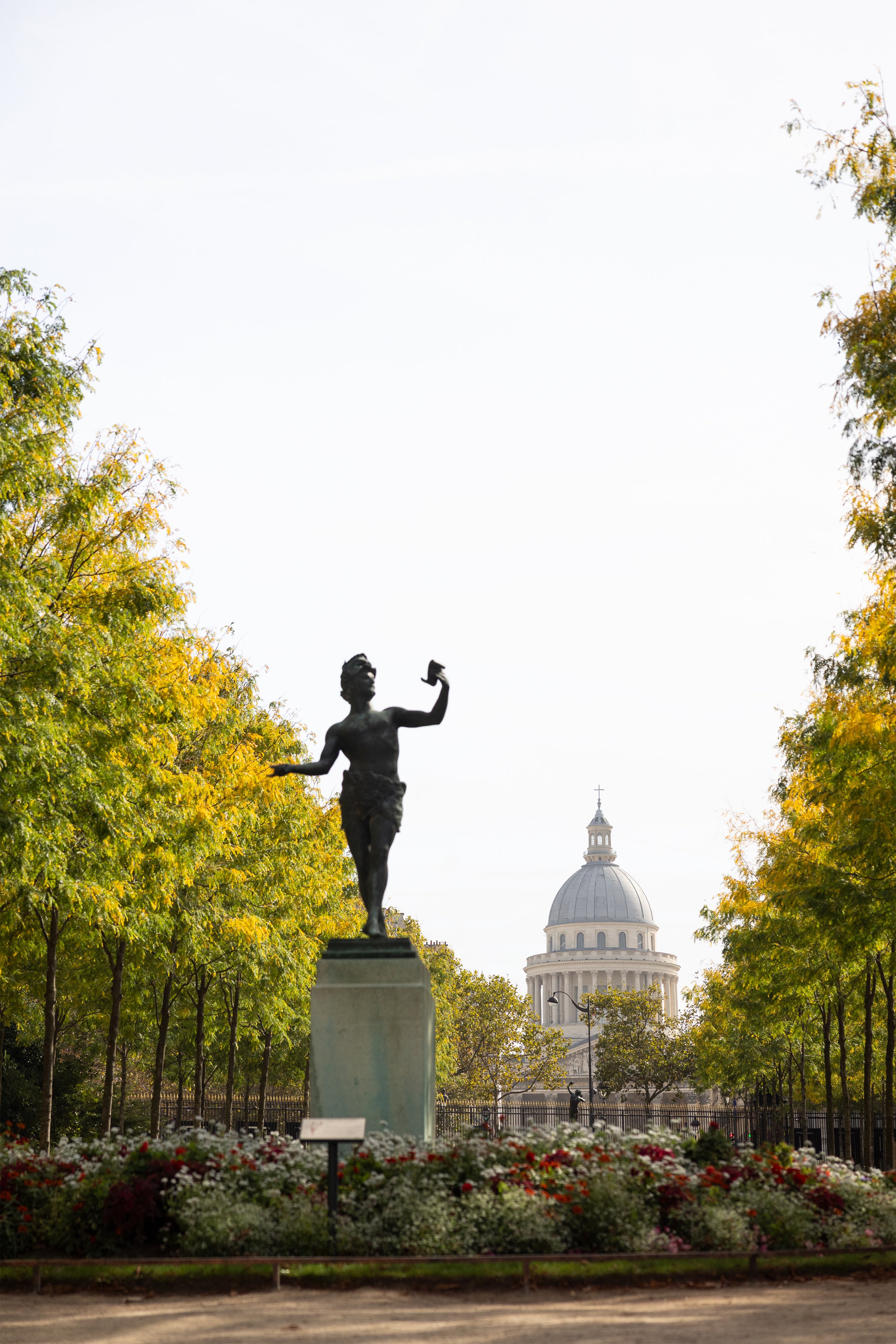 Statue of L'Acteur Grec at Jardin du Luxembourg
