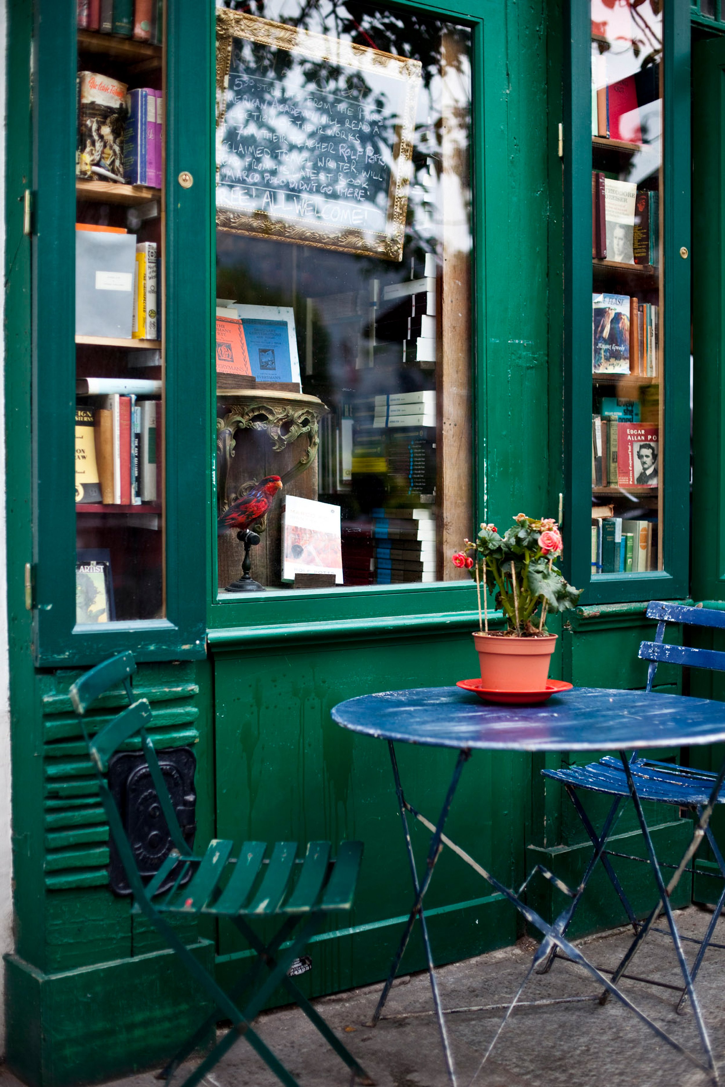 Shakespeare and Company Books, Paris
