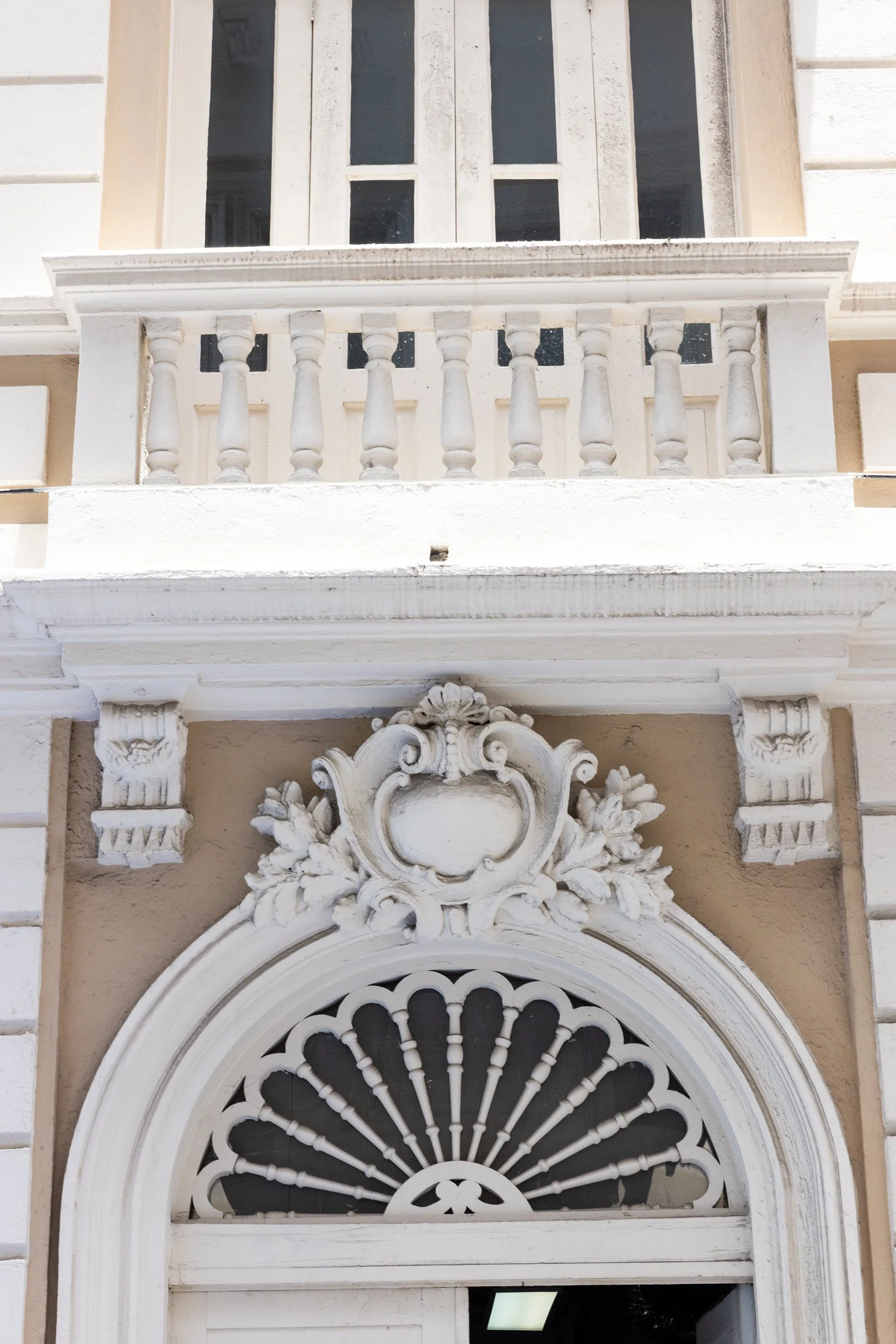 Building detail on Calle Tetuán, San Juan, Puerto Rico