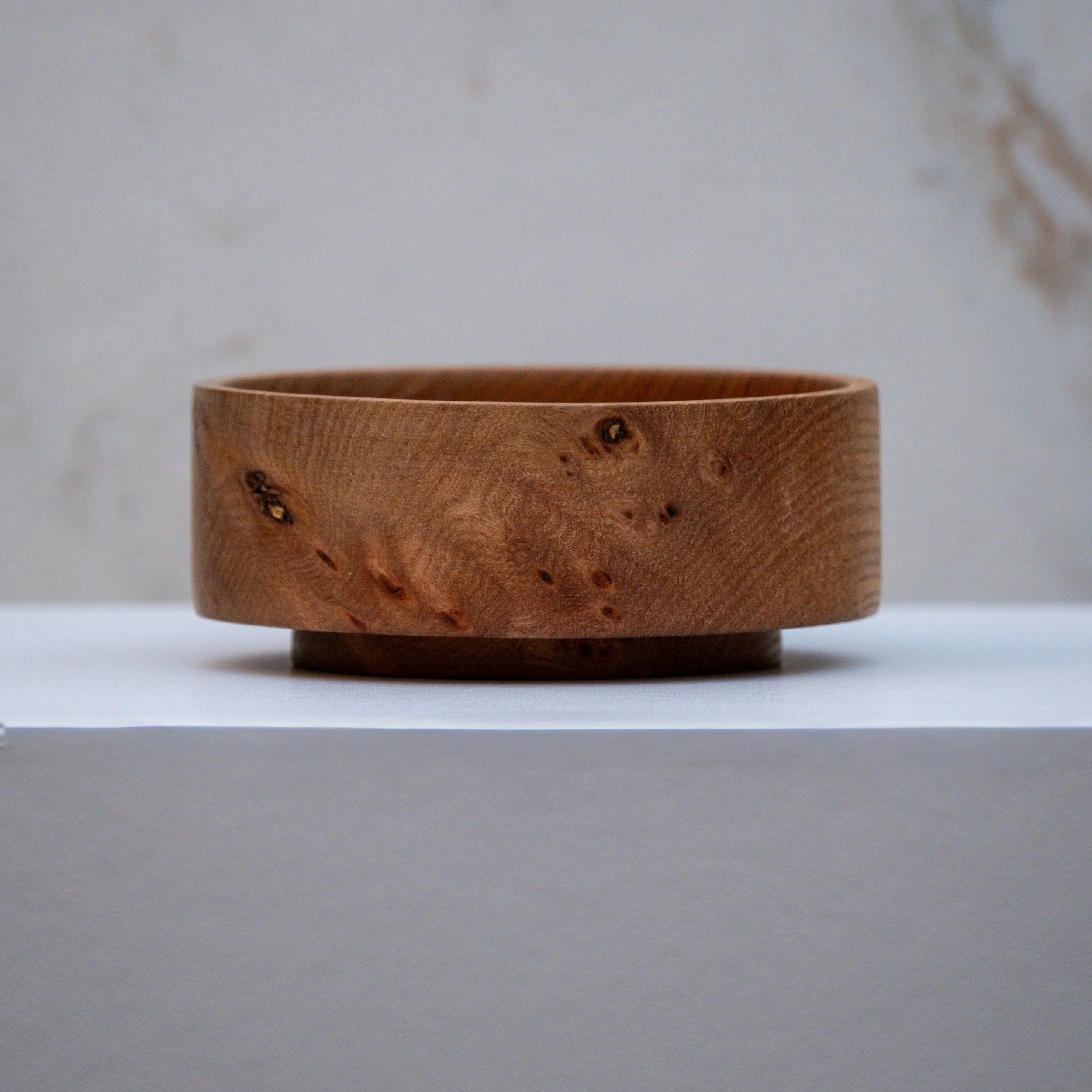 Shallow Bowl in Elm with Burl Inclusion ii