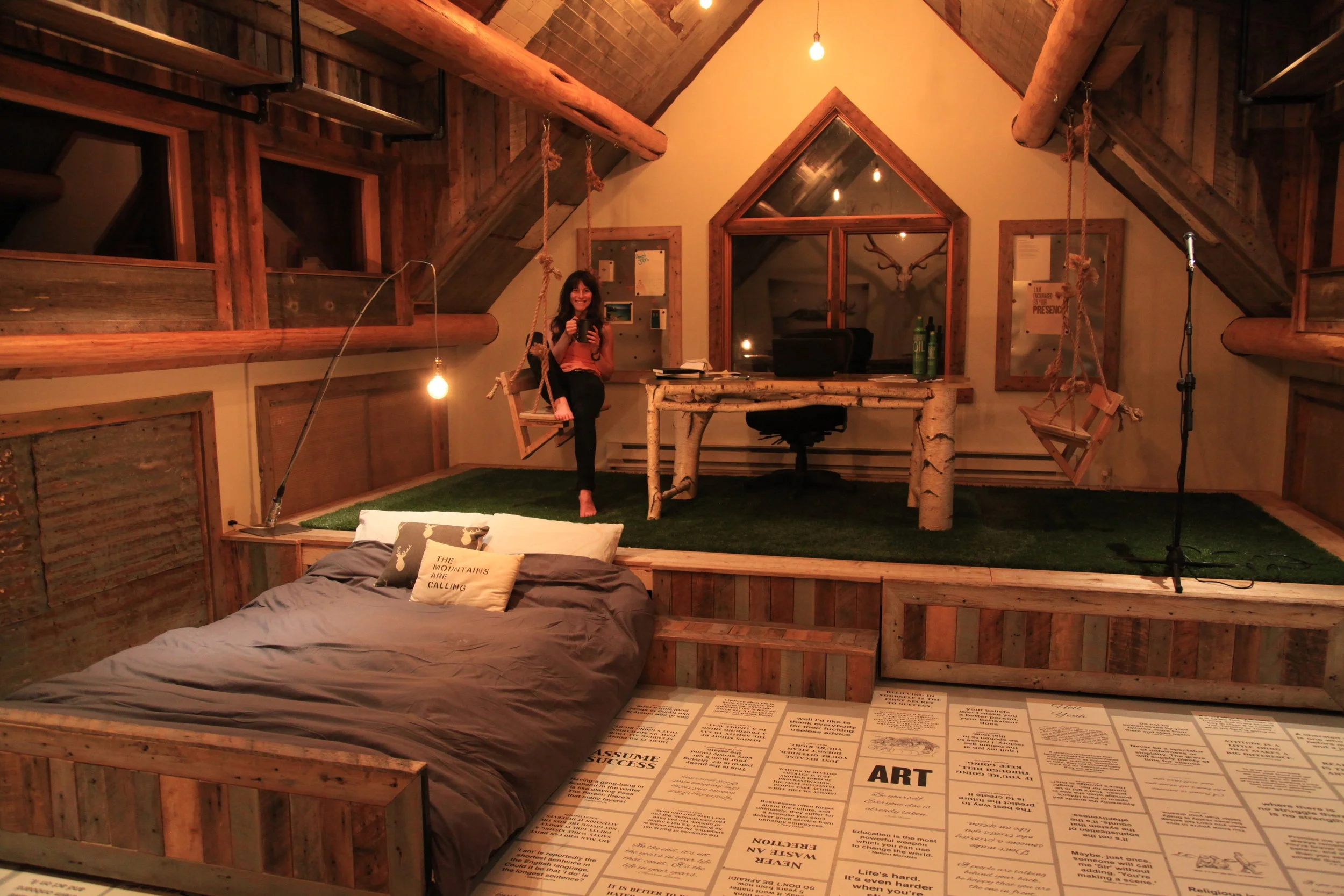 finished office with rollout bed (Copy)