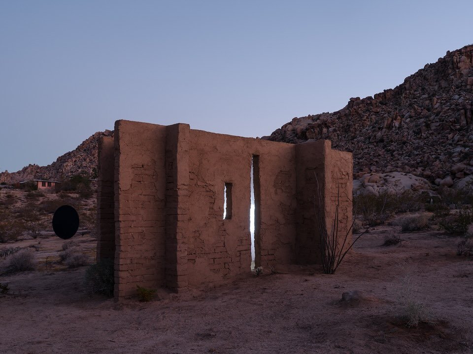 We are proud to have collaborated with noted artist William Tyler Morgan on the construction of his adobe installation this fall. Featured as part of the Joshua Tree Triennial, this installation uses traditional earthen construction as a frame to rec