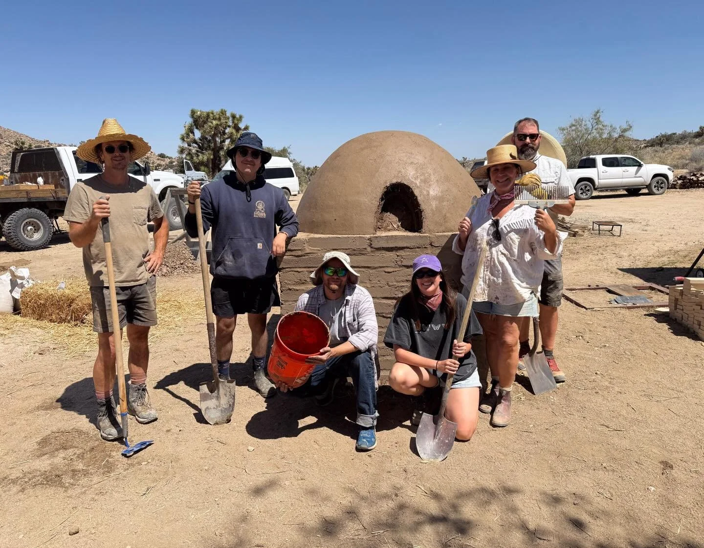 Build an earthen oven with us! There are a few spaces still available for our 3-day earthen oven (horno) building workshop in collaboration with @yuccavalleymaterial 

May 15&ndash;17 | 9 am &ndash; 4 pm⠀
⠀
Spots are limited. Link in bio to register.
