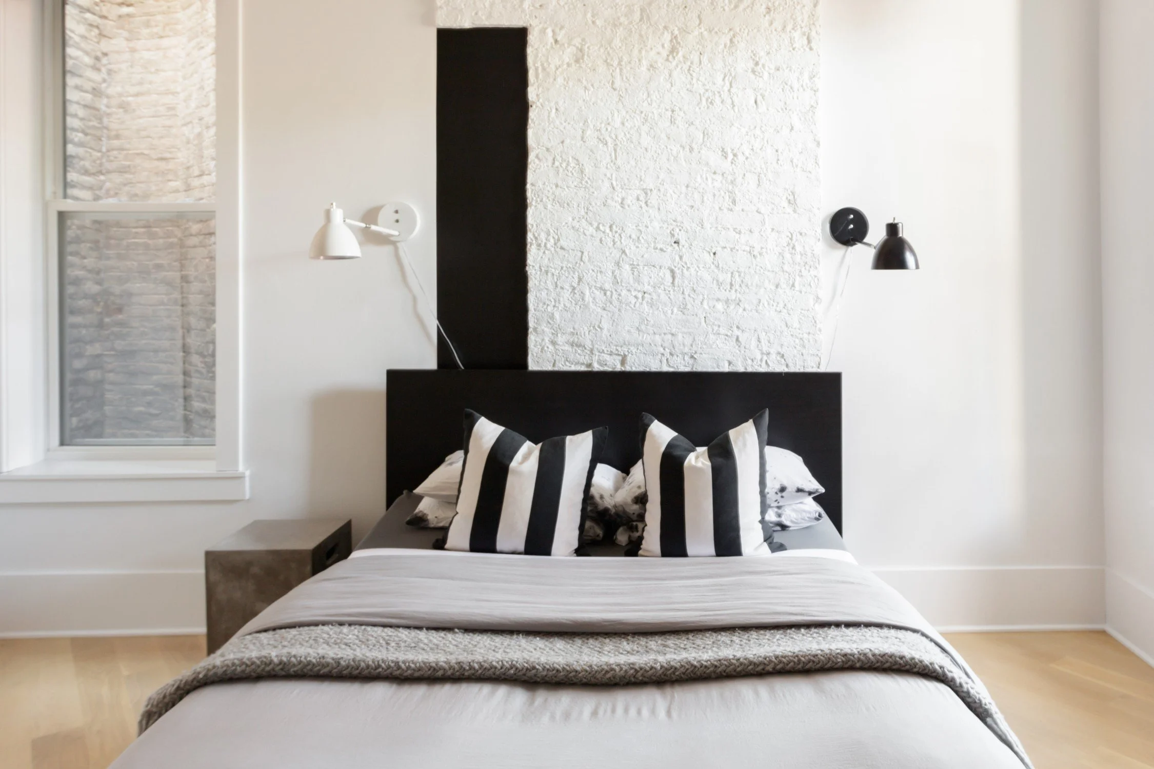 gallerybed2.jpg