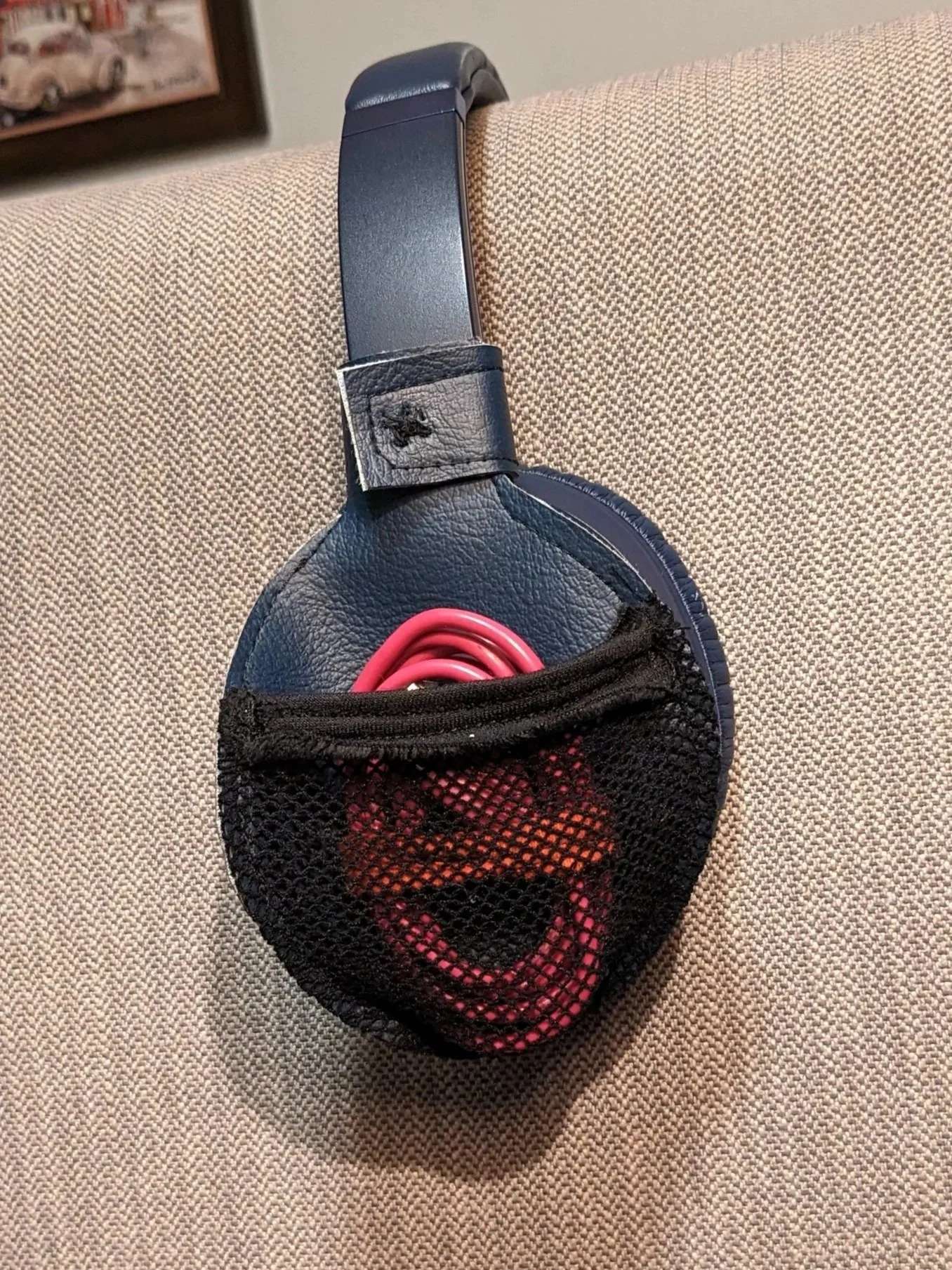 Headphone Wire Holder