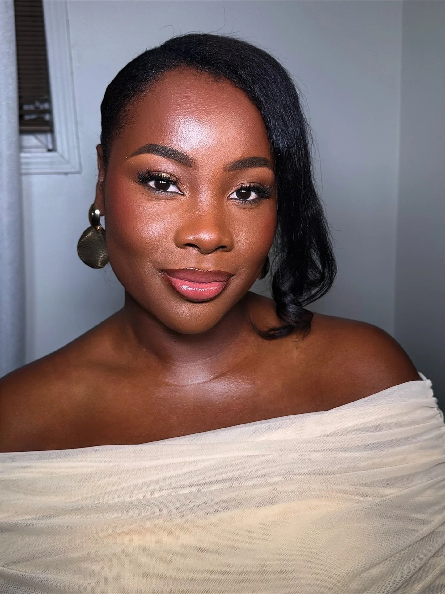 The sultry glam specialist trusted by Black brides and women of style

#destinationbride #blackbeautyexperts #yegmua #yegmakeupartist