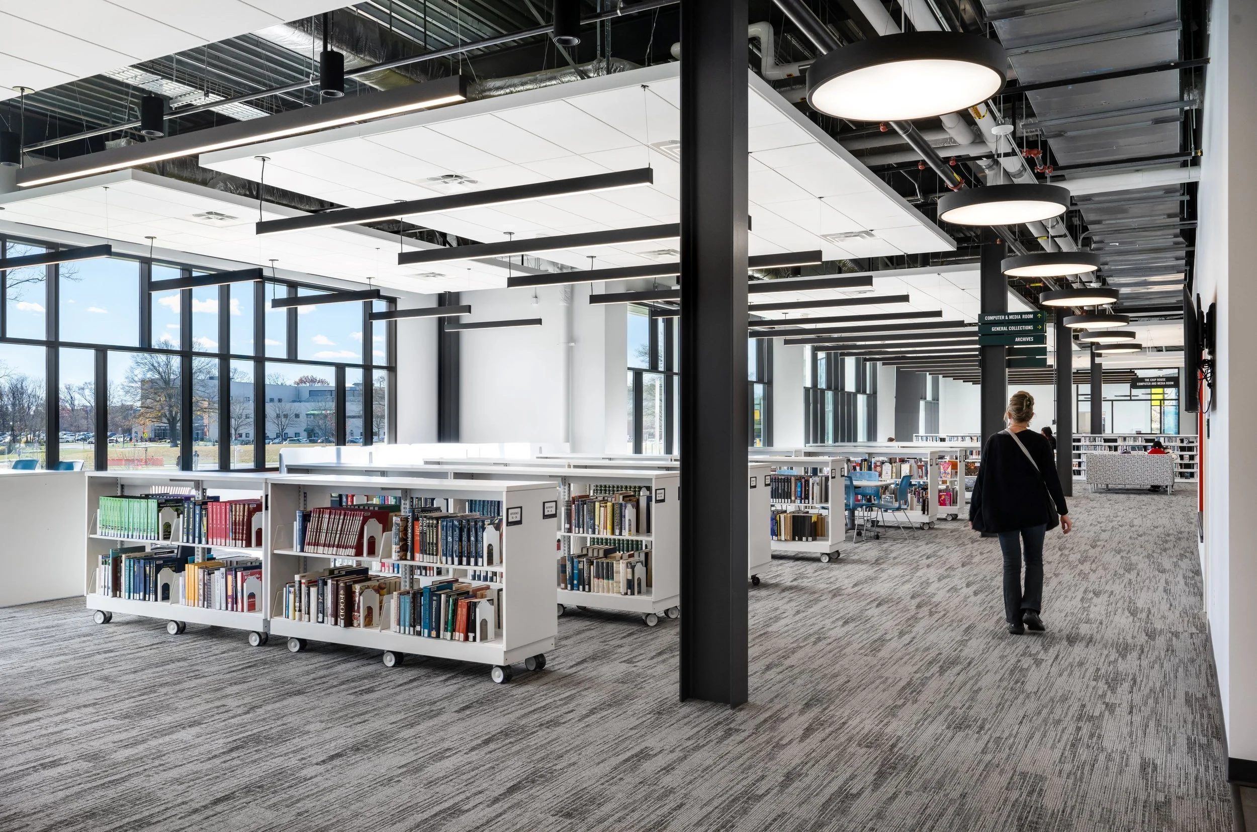 18-zaffere-library-low-shelving-and-steel-columns-in-the-reading-ro.jpg