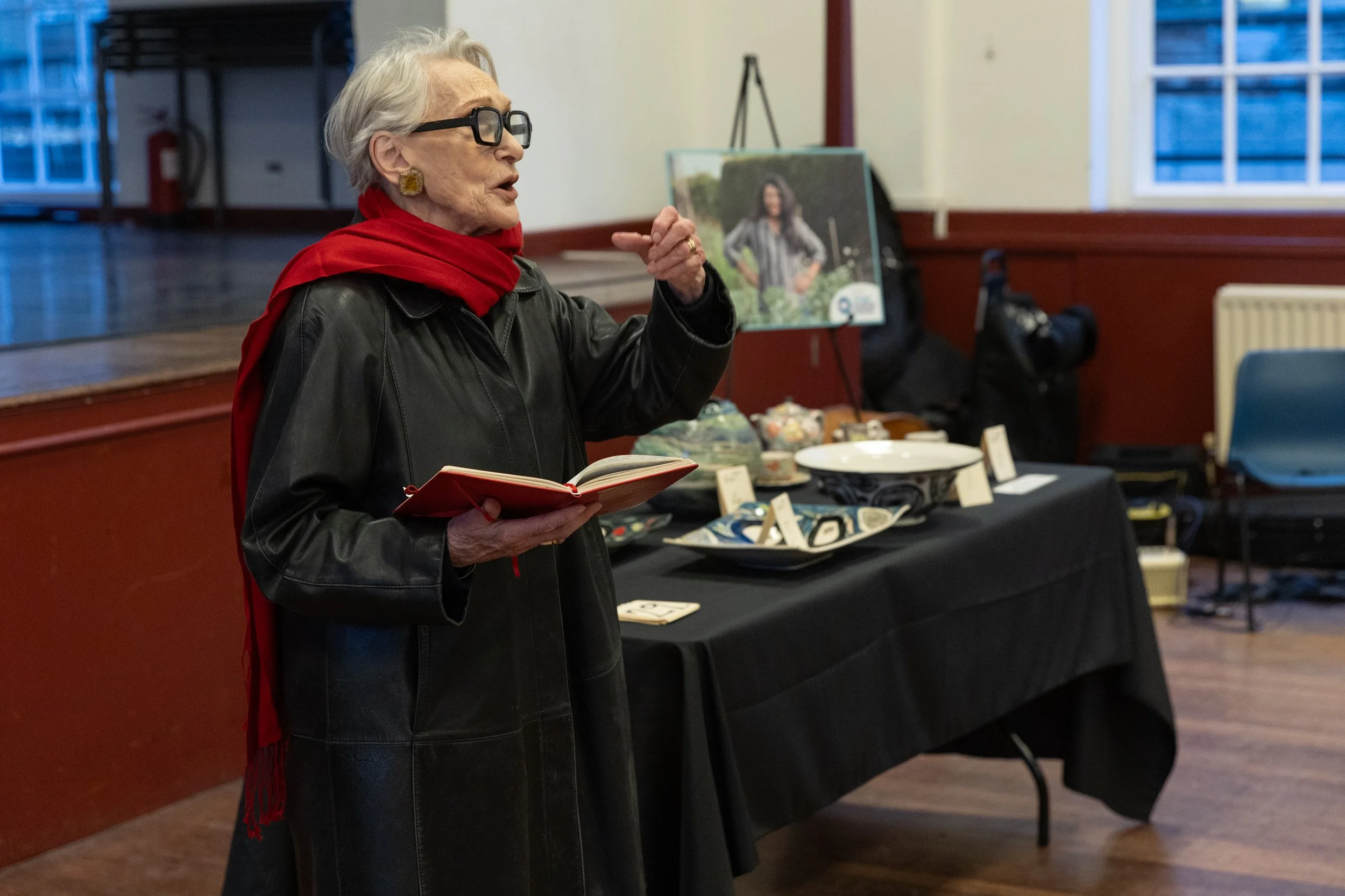 Linda Browne Auction-1.JPG