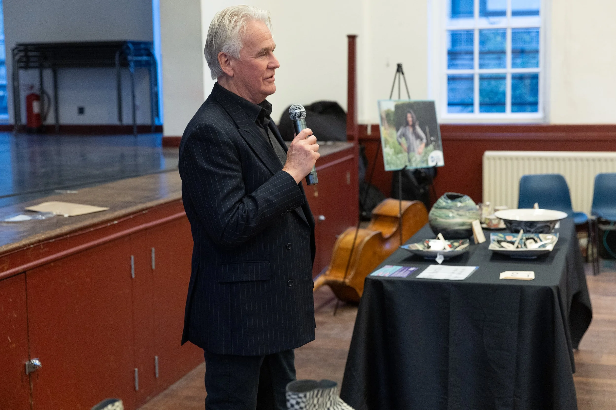 Linda Browne Auction-8.JPG