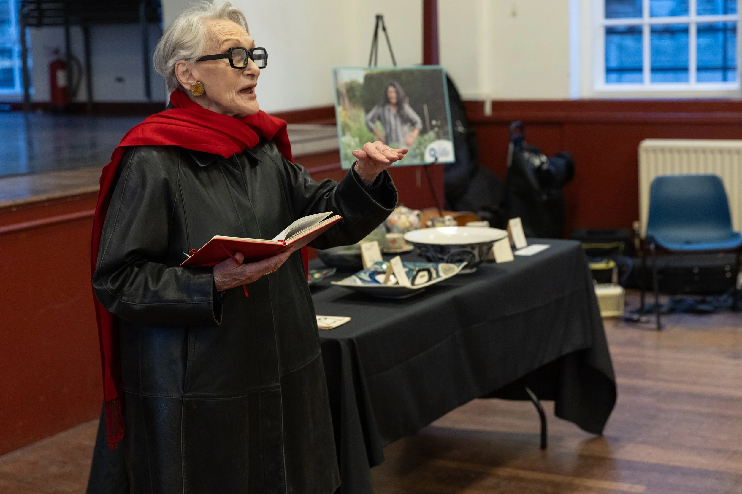 Linda Browne Auction-4.JPG