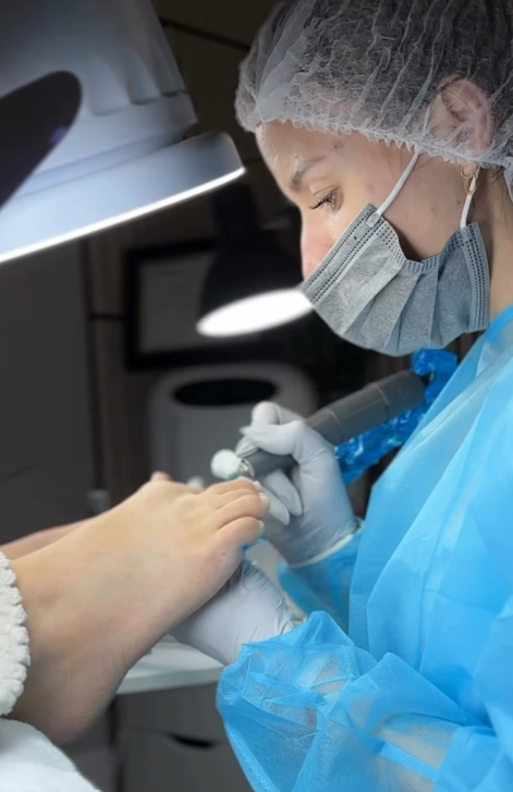  Today I wanted to share a little more of my pedicure process with you.