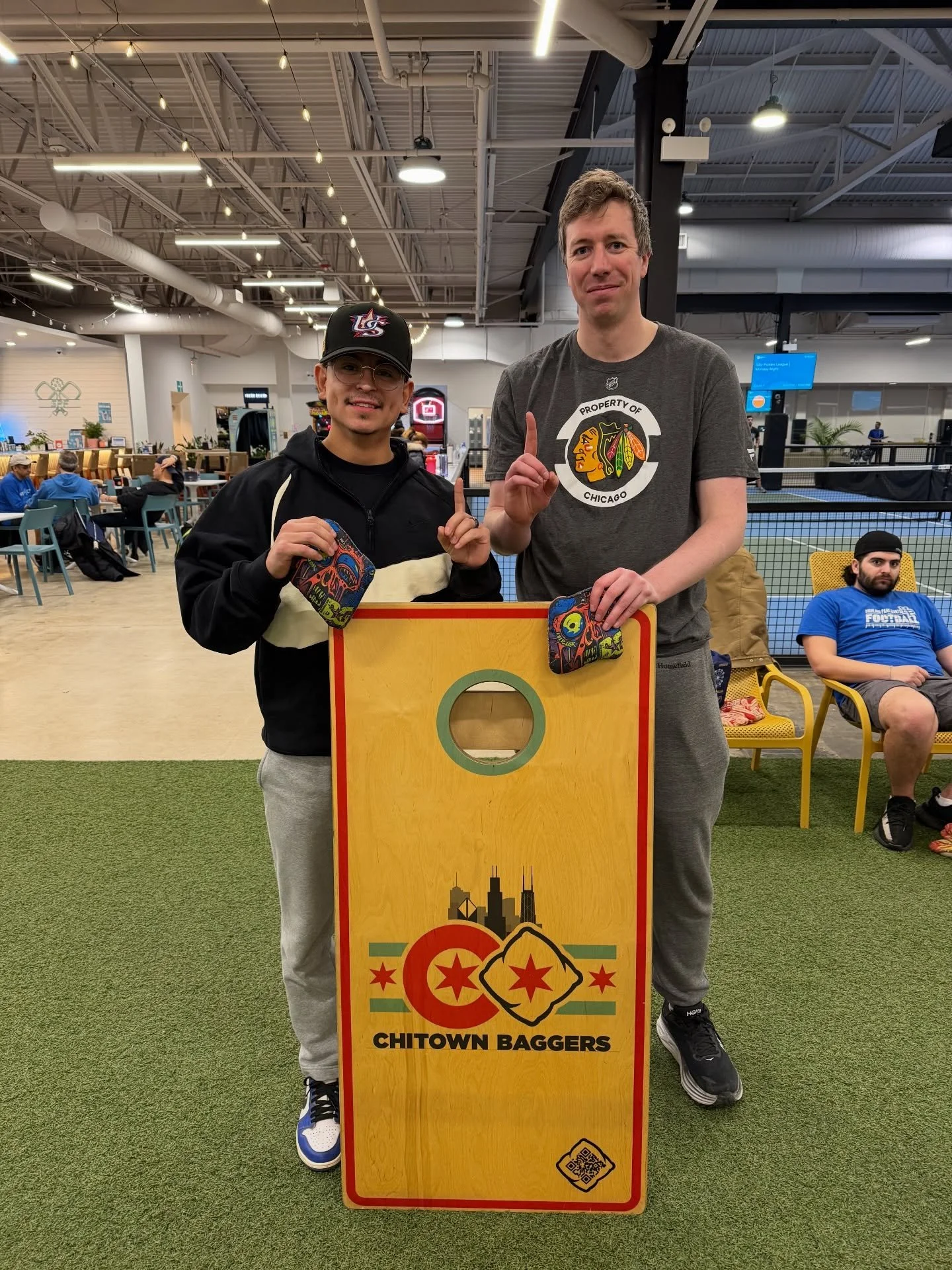 Another good turnout for our weekly Monday blind draw! We are back at @playspf tonight come on out enjoy some 50% off beers and try to win some money! Congrats to last weeks winners
🥇 Brian and Jesse 
🥈 Dave and Miguel