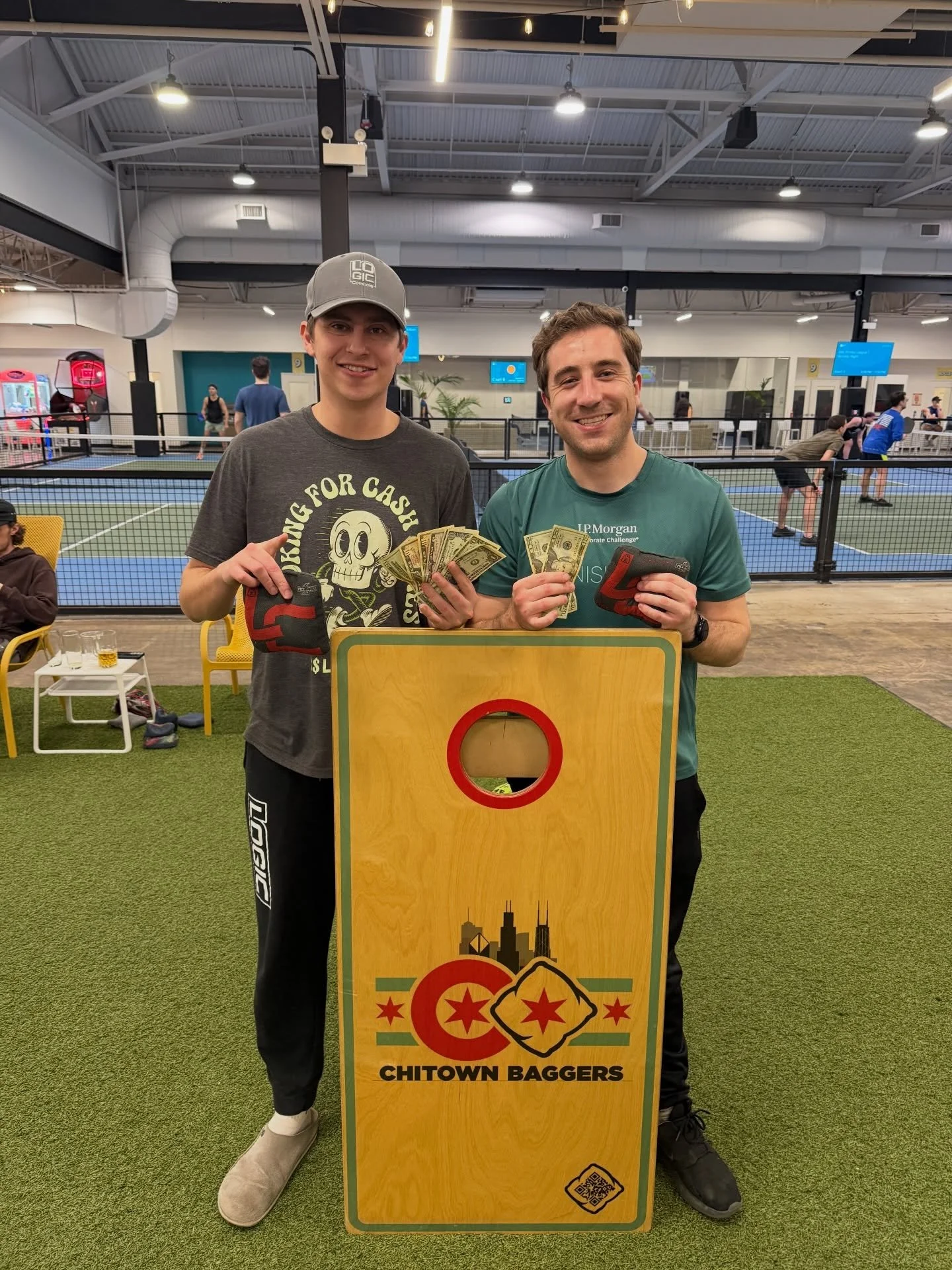 Every Monday from now until we start our first ladder league May 4th! 

Every week we run a friendly $10 blind draw at SPF in Lincoln Park. 50% off all self serve draft drinks while we play.

Congrats to the winners from our blind draw on March 9th!
