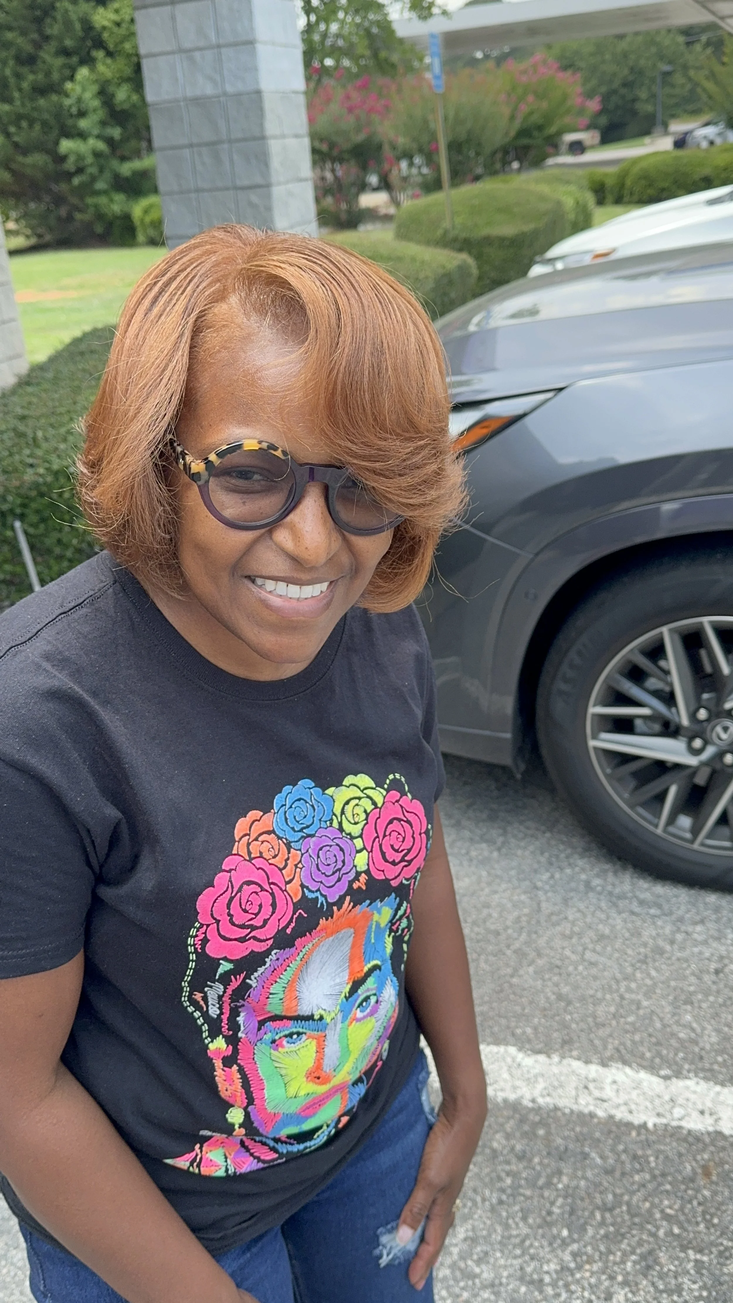  VIP Luxe Transformation – Color Luxe Experience– Auburn Luxe Color Makeover

A radiant Auburn Luxe Color Makeover designed to bring warmth, richness, and dimension to the hair. This signature experience includes a custom permanent color formulation,