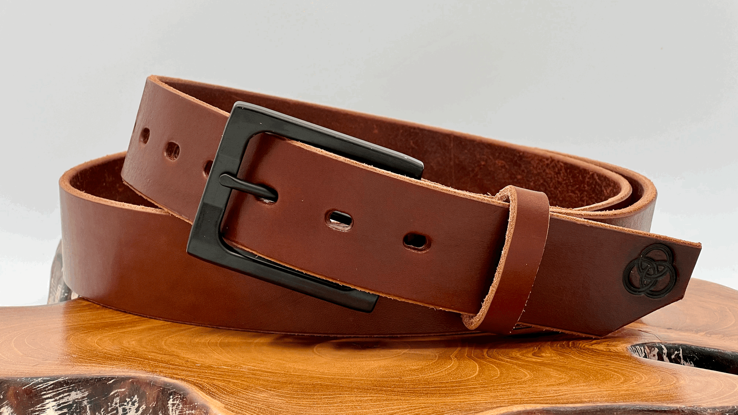 Brown English Bridle Belt - Matte Black Hardware