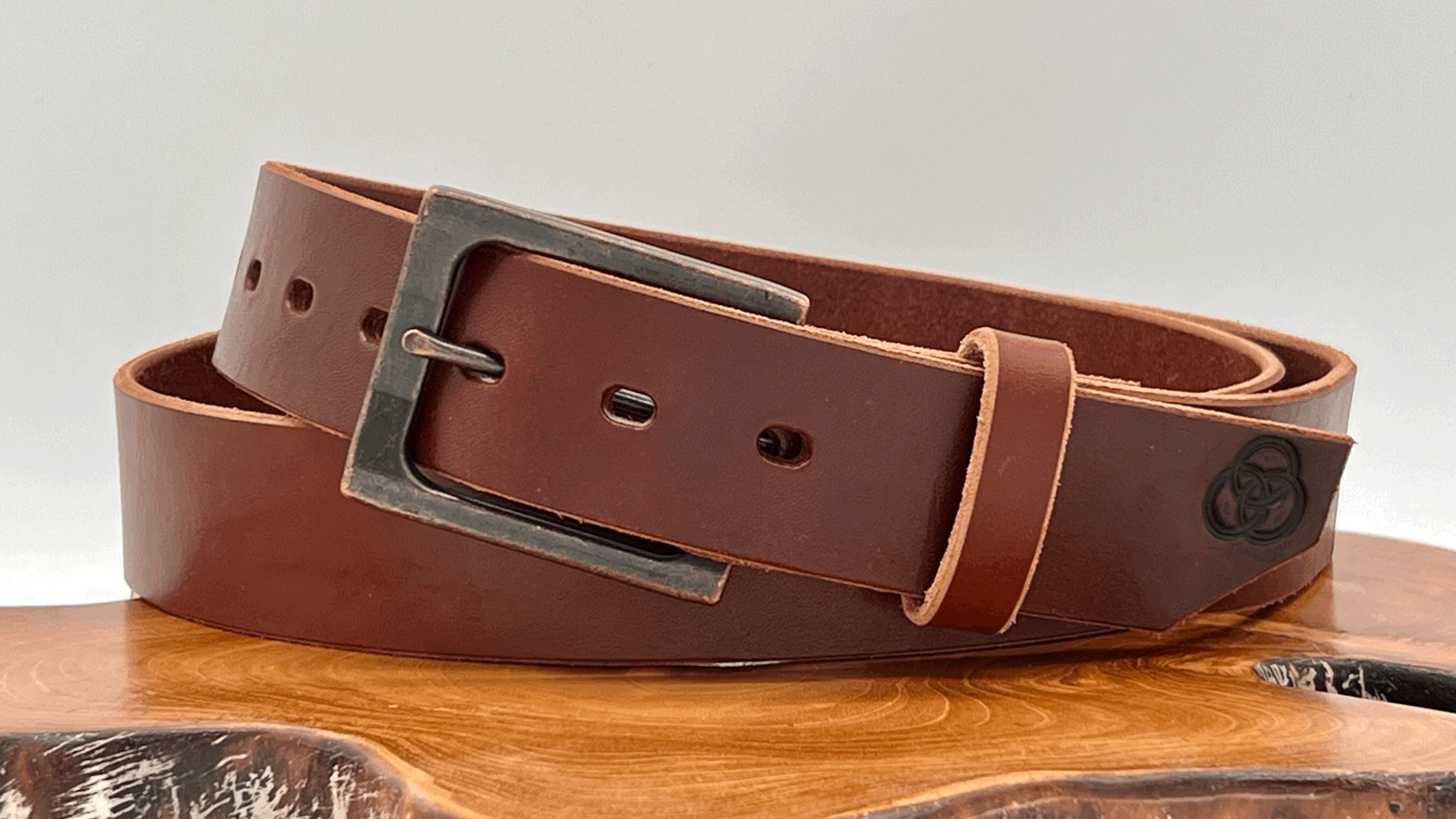 Brown English Bridle Belt - Antique Brass Hardware