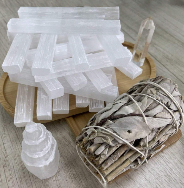 Selenite Sticks 2.png