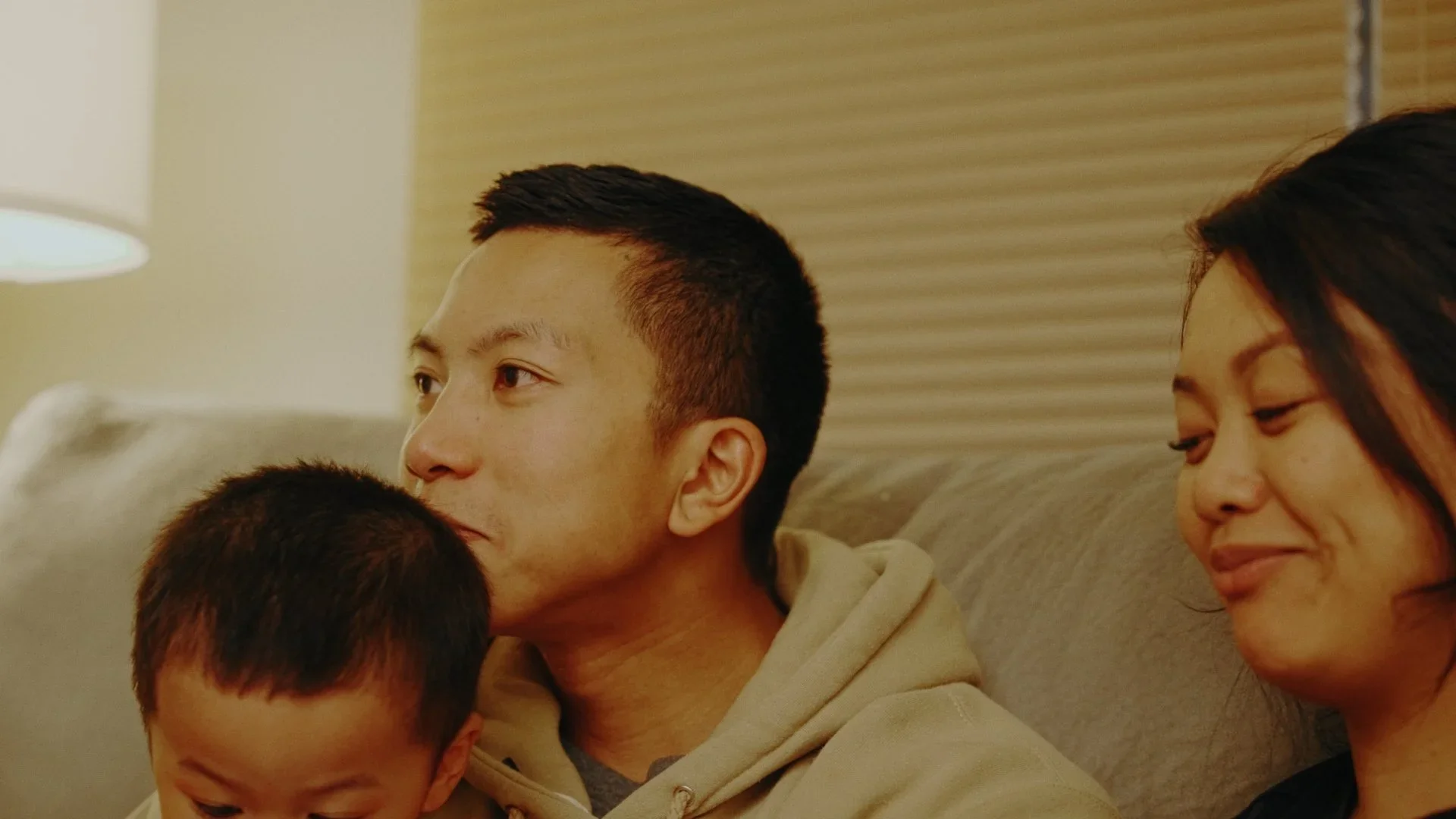 AF_DOC_LUNGSOUT_STILLS_02_1.101.1.webp