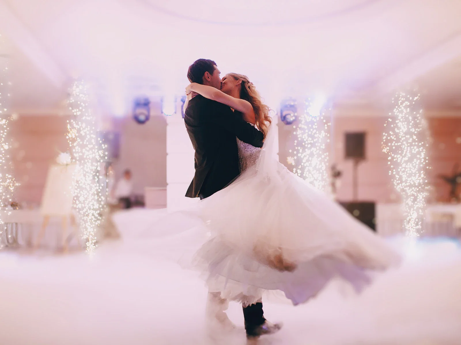 reception dancing kiss stock image.webp