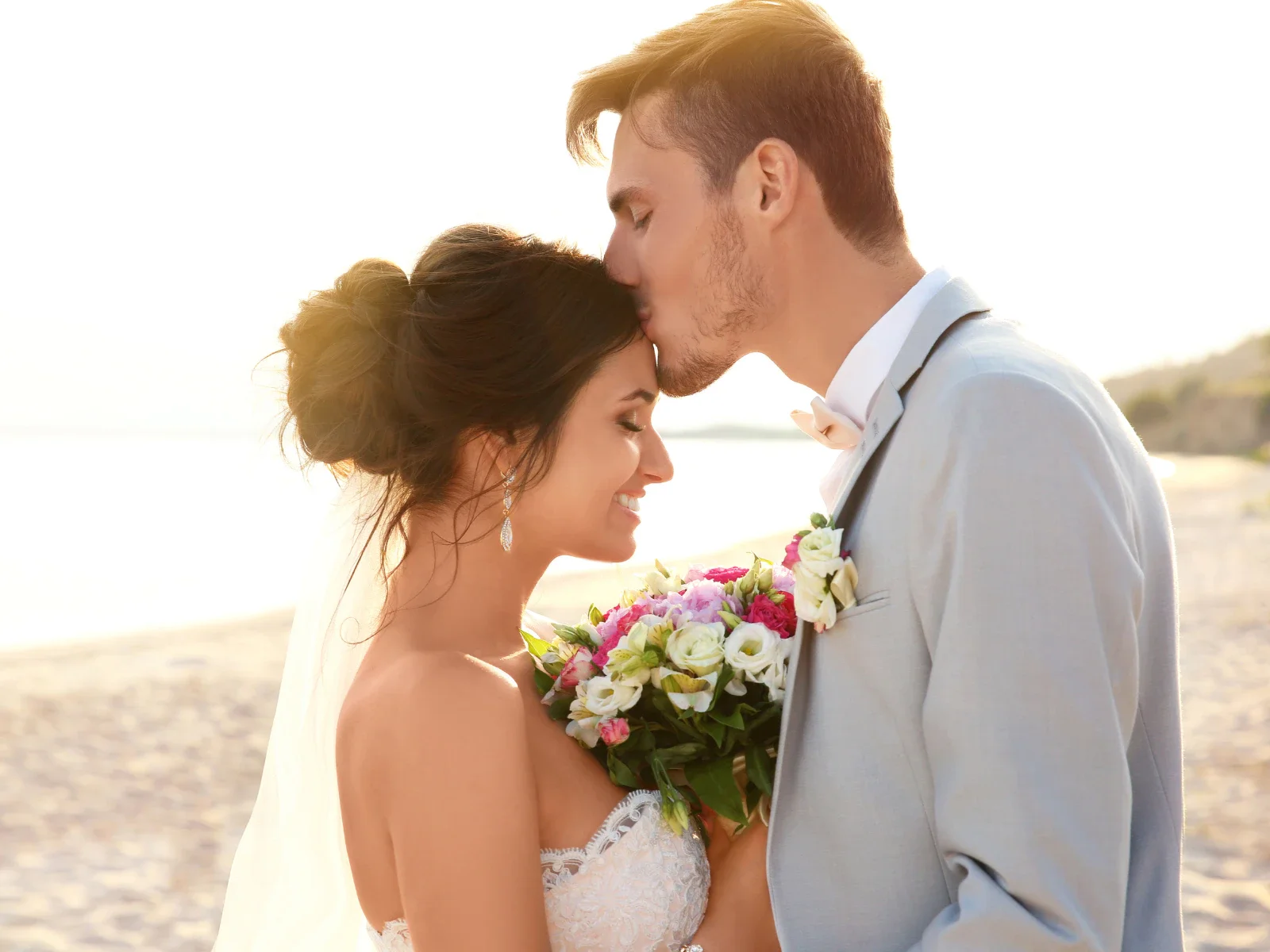 beach couple wedding flowers stock image.webp