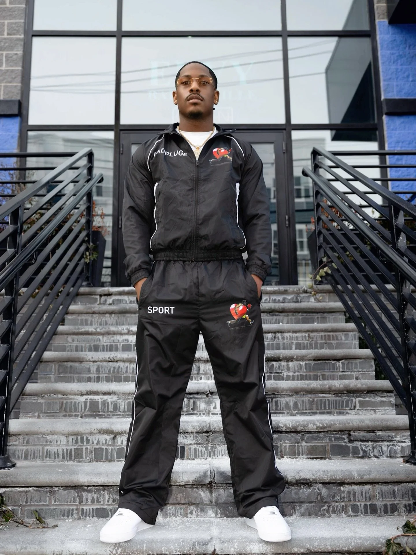 Badplugz &mdash; where calm meets power.
Black windbreaker, silent statement.