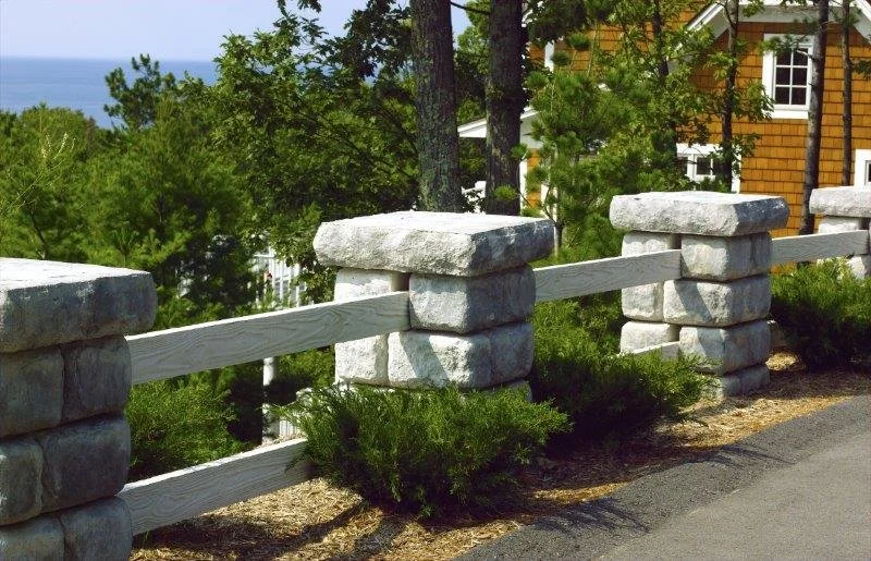 Concrete-Precast-Houston-Site-Amenities-columns (2).jpg