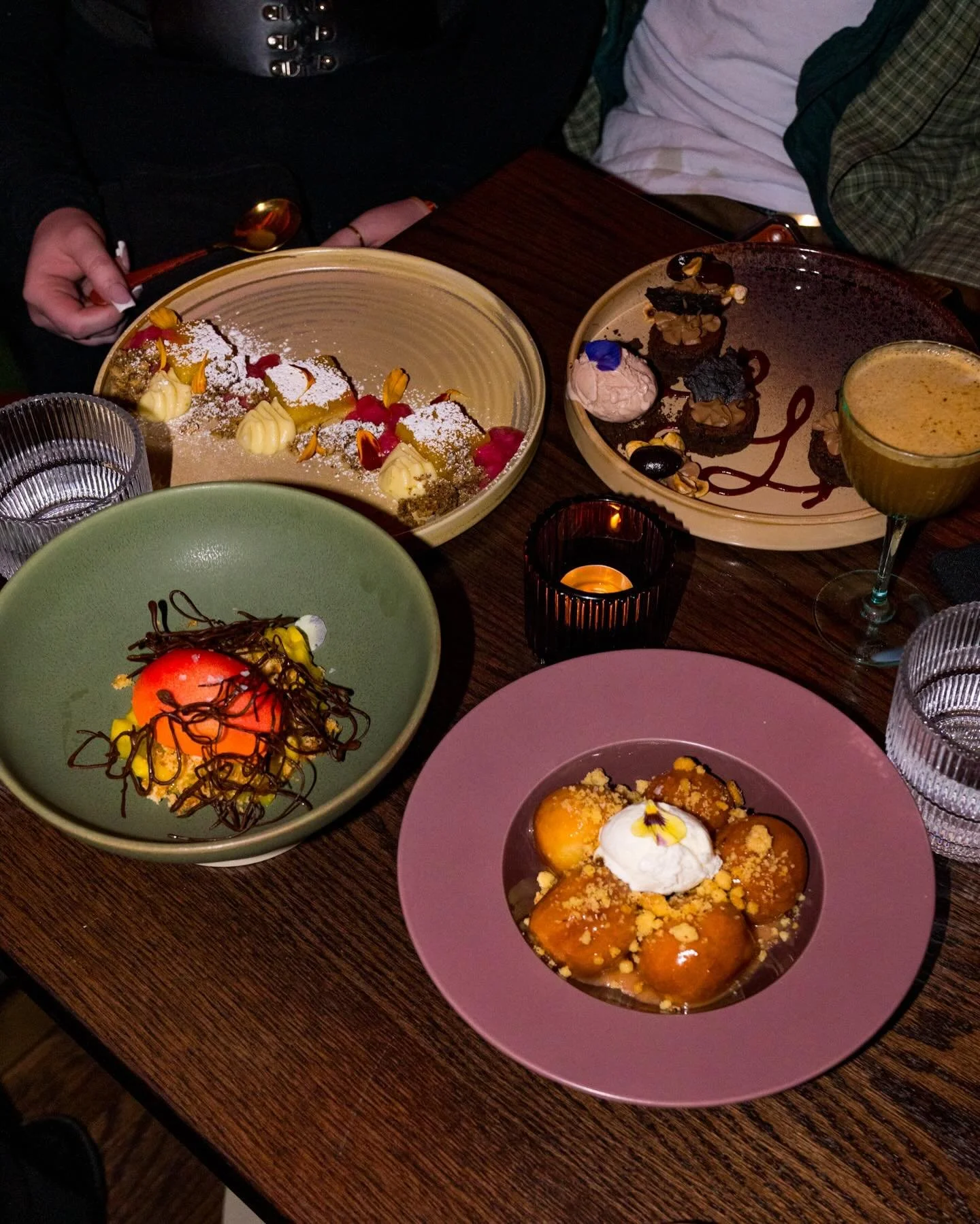 This week&rsquo;s lineup: flavors 🤤

We&rsquo;ll see you tonight, familia.
Doors at 6 &mdash; the rest unfolds from there.

#baranaatl #atldesserts #atlantafood #atlanta #bienvenidosacasa