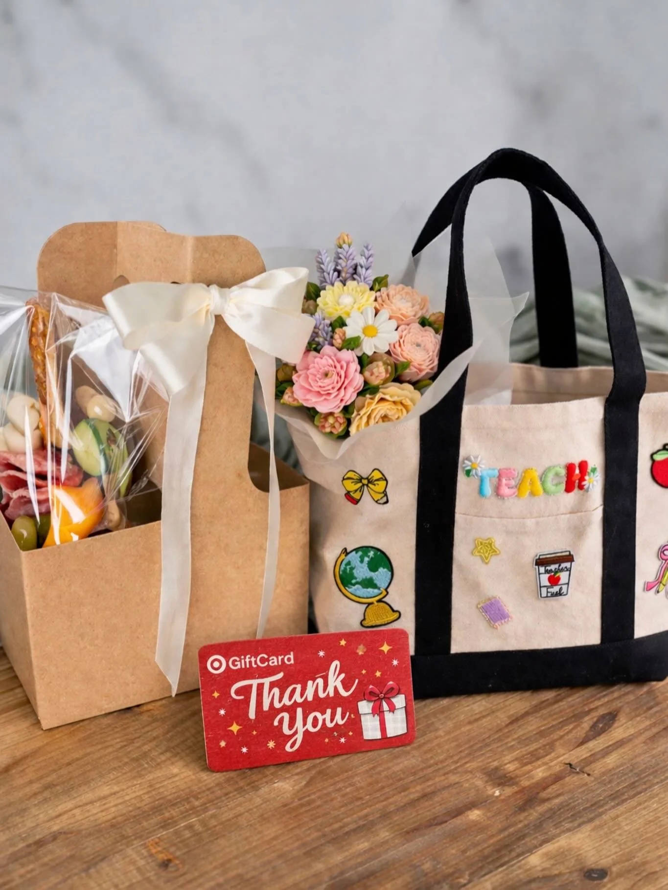 ✨ GIVEAWAY TIME ✨
We&rsquo;ve teamed up with HoneyBee &amp; Boards to create the perfect teacher appreciation bundle 💛

One lucky winner will receive:
🍯 A beautifully curated charcuterie gift box by HoneyBee &amp; Boards
👜 Patch tote bag created b