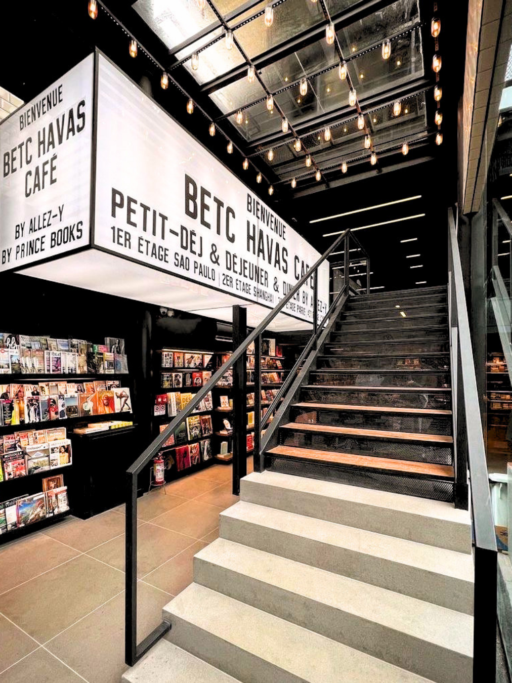 A entrada do BETC Havas Café, inaugurado em 2022 na Rua Oscar Freire.