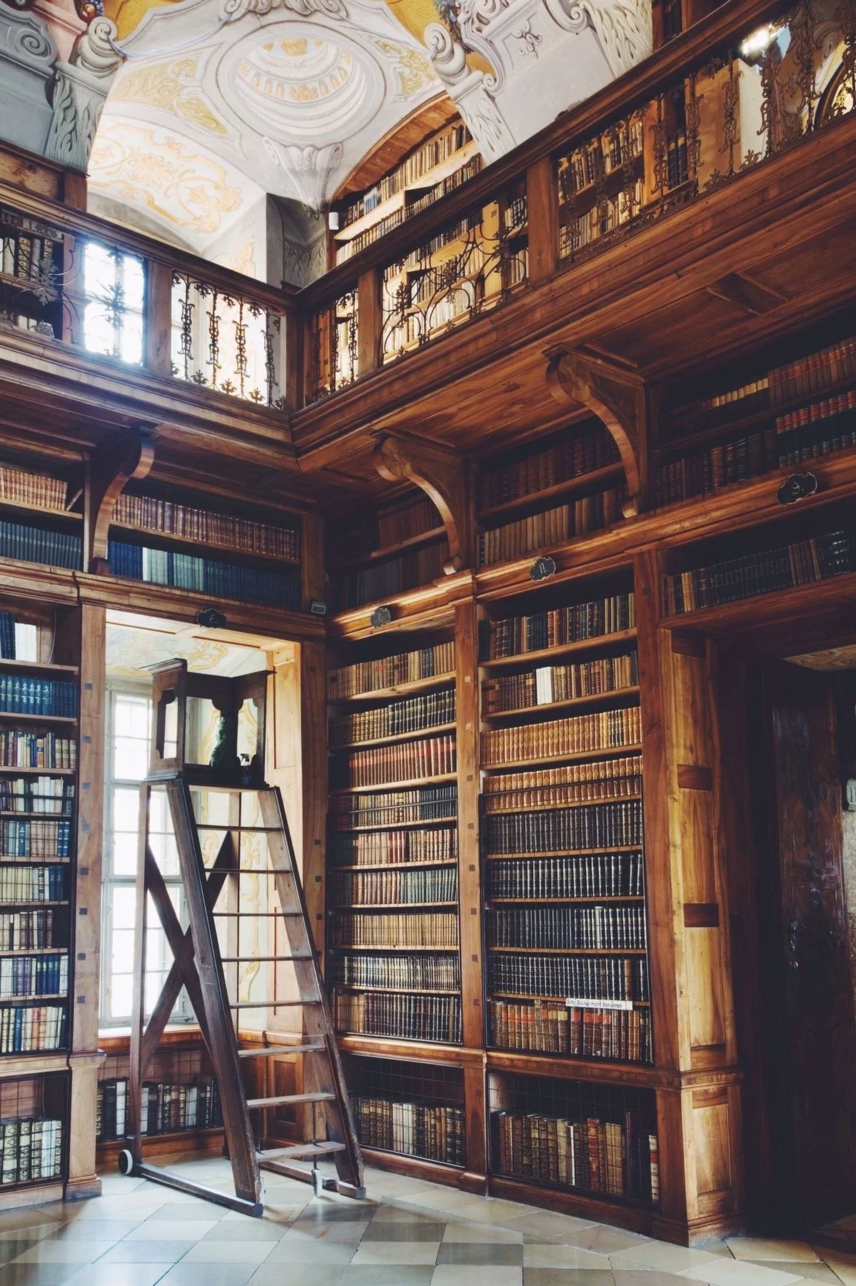 Interior da Biblioteca da Abadia de Melk (Áustria). Foto de arquivo pessoal do arquivo de Patricia Coelho RED.