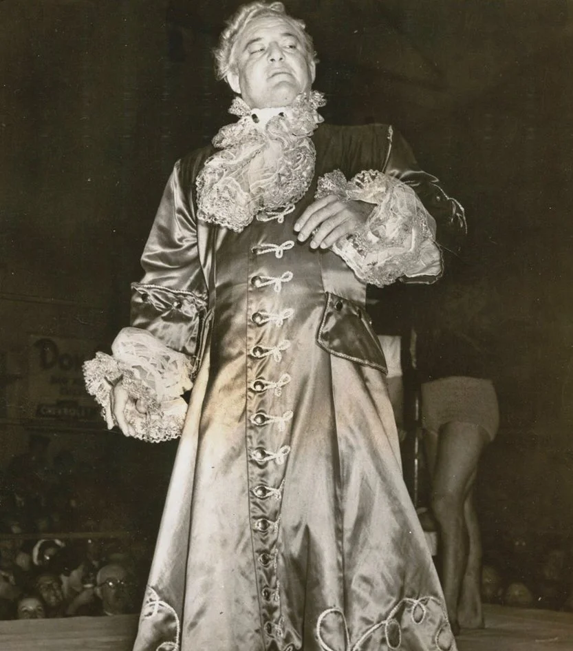 Gorgeous_George_robe.jpg