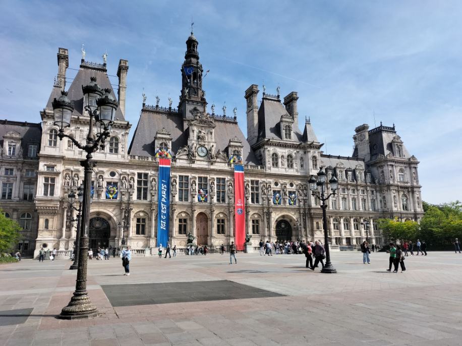 hoteldeville.png
