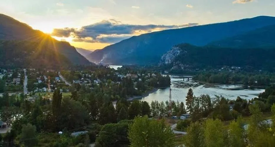 Online Trauma Therapist in Castlegar, BC