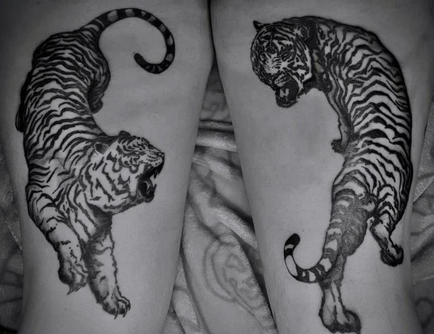 tattoo artist @bone_merchant - tattoo art - circling tigers