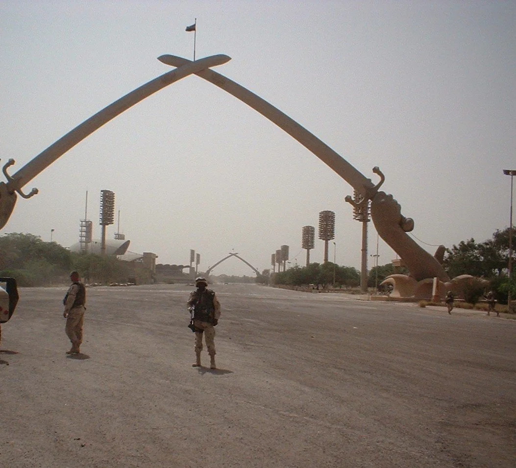 Baghdad, crossed swords