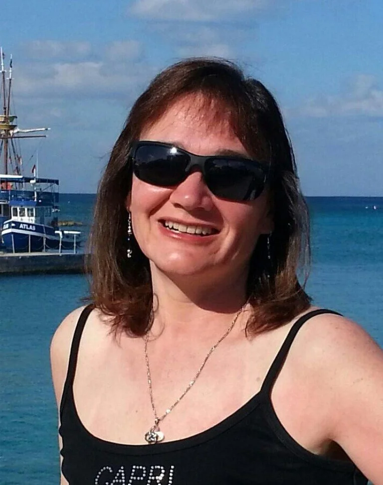 Cynthia Woods - Author headshot