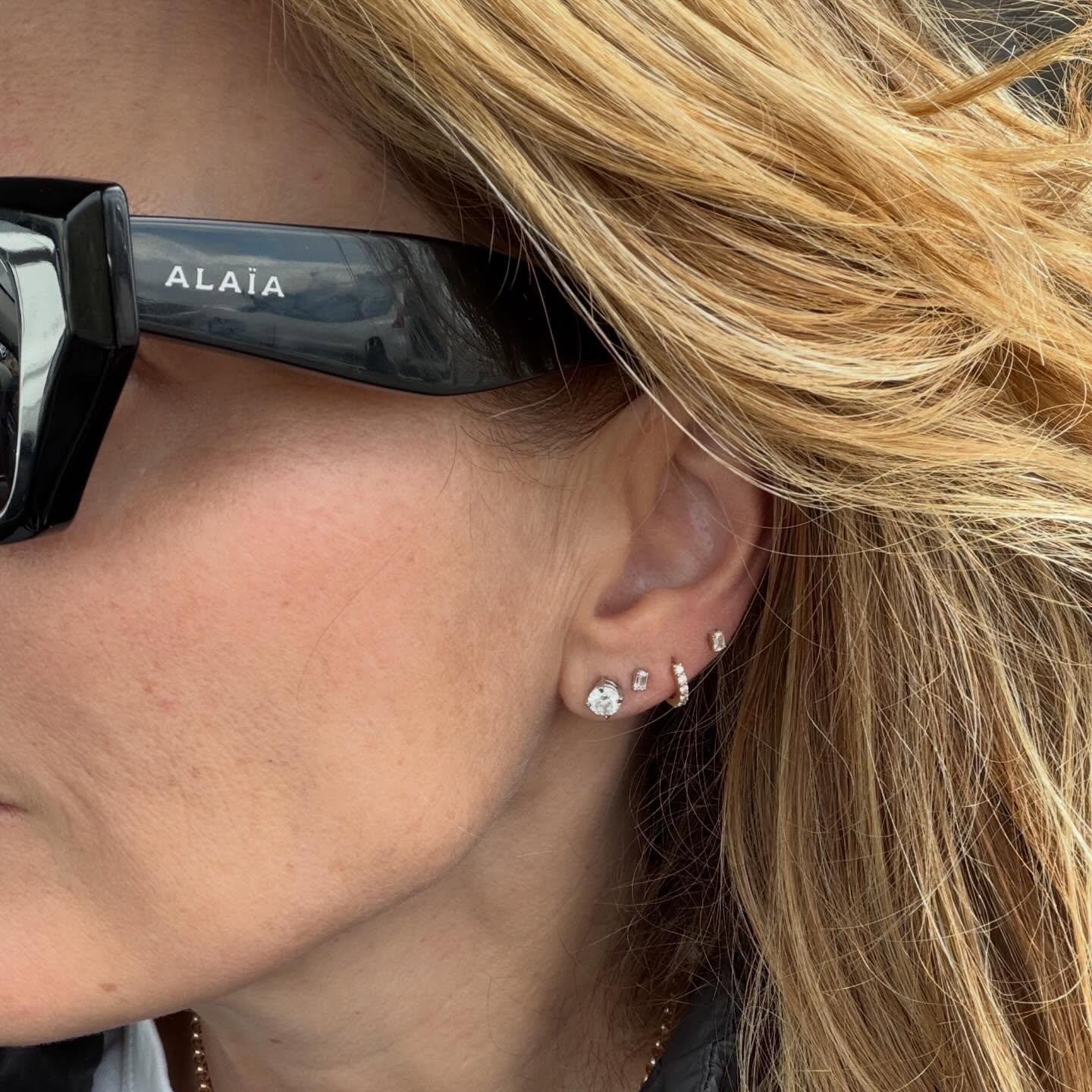 Only Small Emerald-cut Diamond studs in yellow gold remaining 🤍🤍