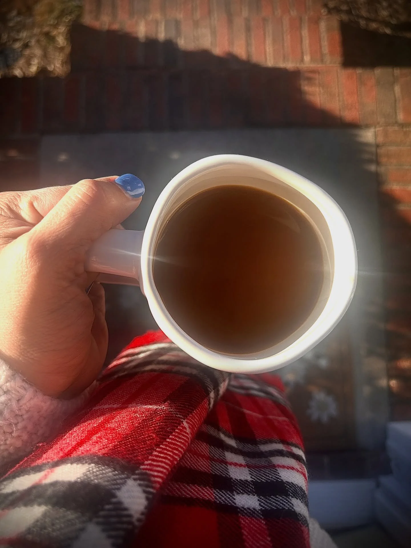 Cold mornings in the Queen City call for dark coffee.
And edits that bring Bianca and Beau one step closer to readers.

#QueenCityMornings #WriterLife #CoffeeAndBooks #RomanceAuthor #AmWriting CozyVibes EditingDay